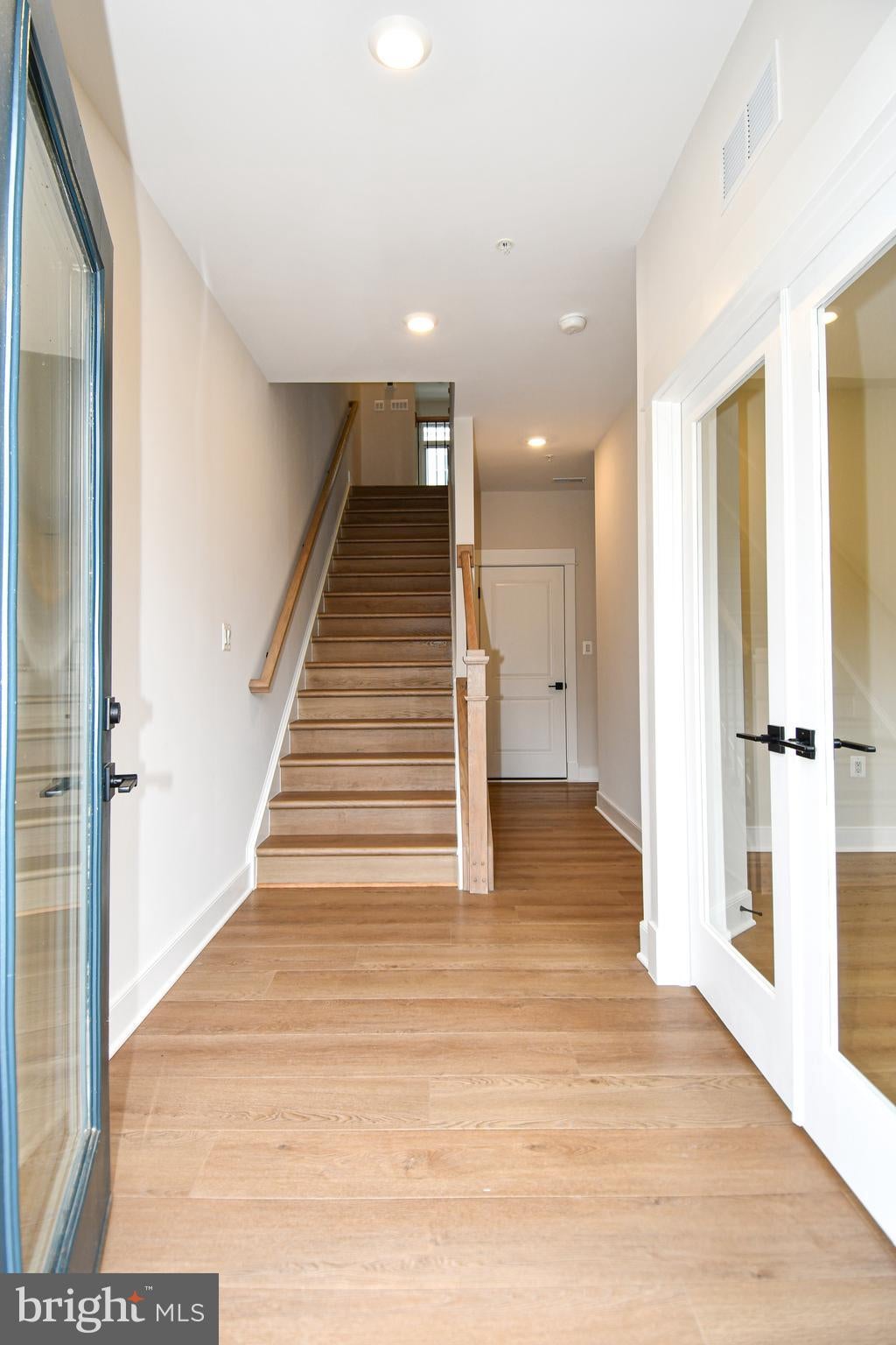 22799 TAWNY PINE