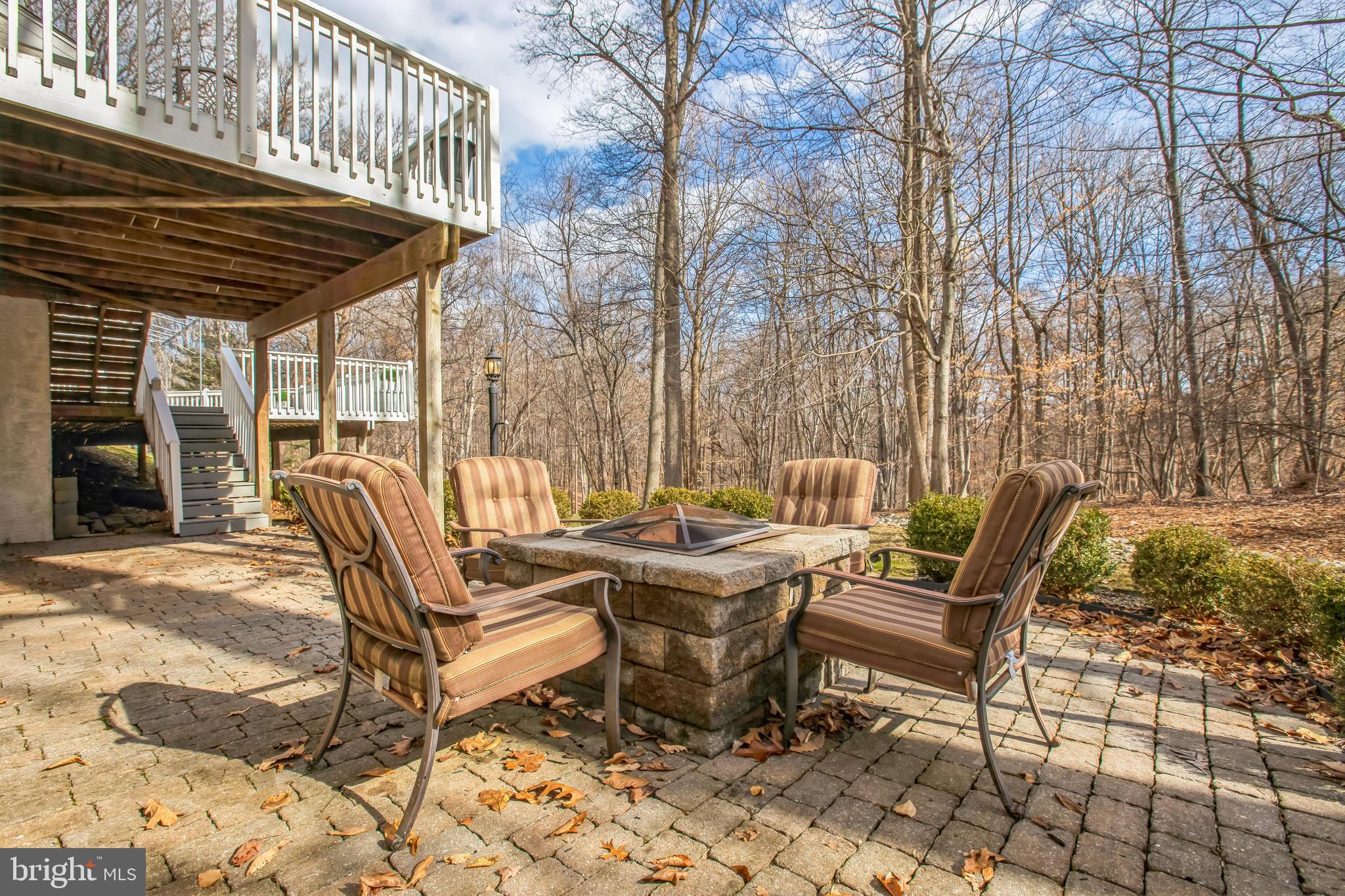 VIRGINIA GLEN - Residential