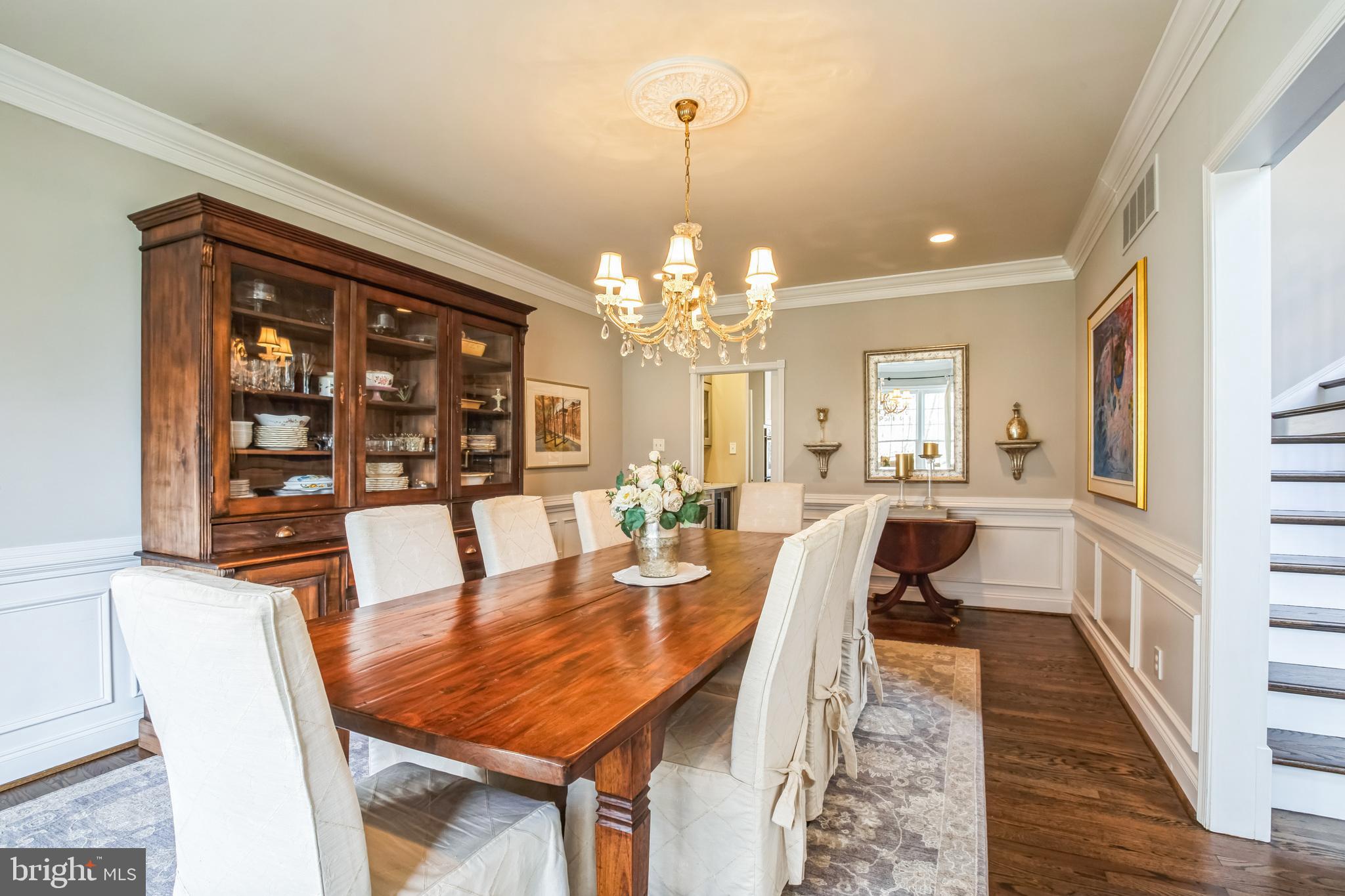 VIRGINIA GLEN - Residential