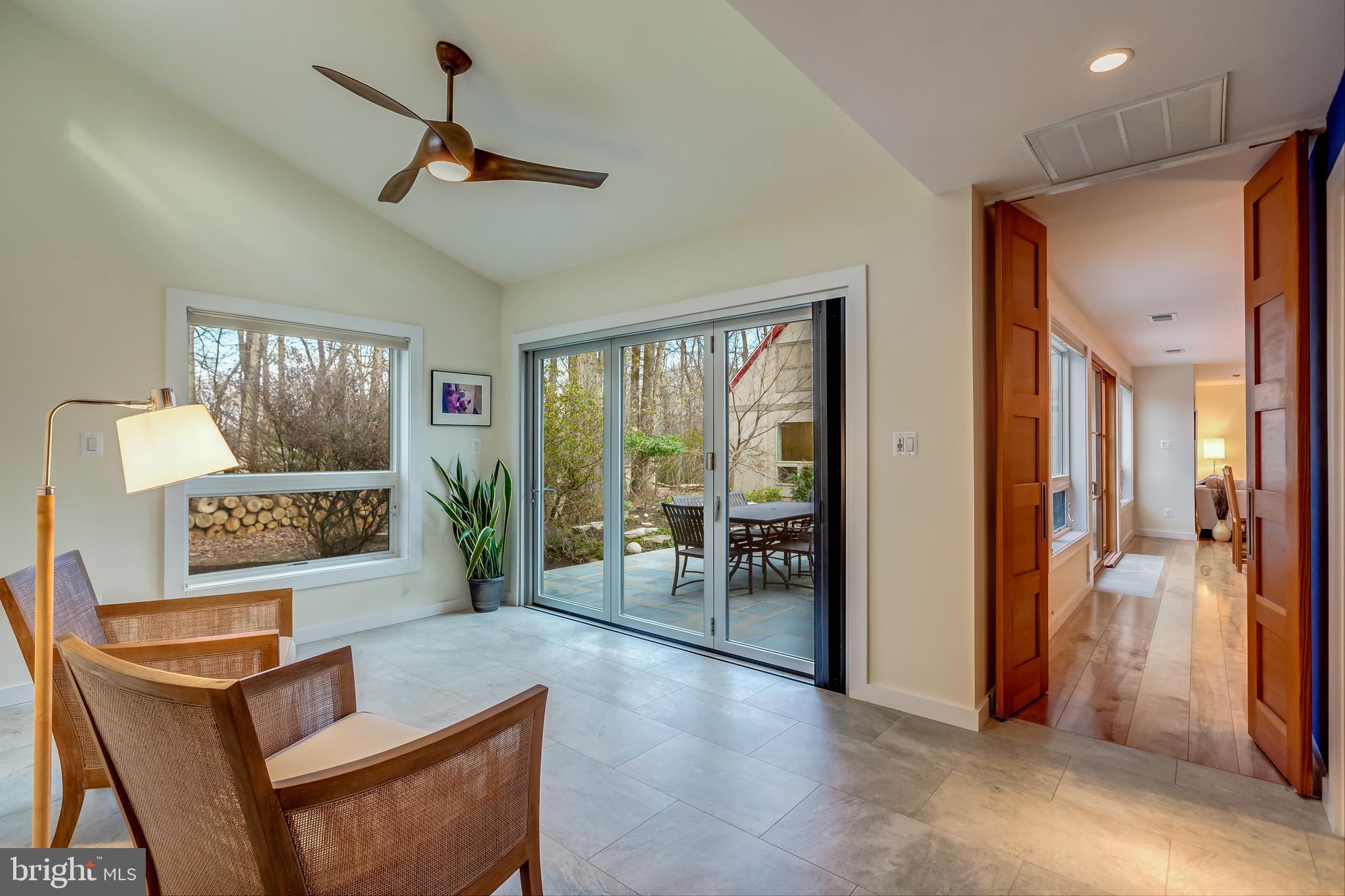 RESTON - Residential