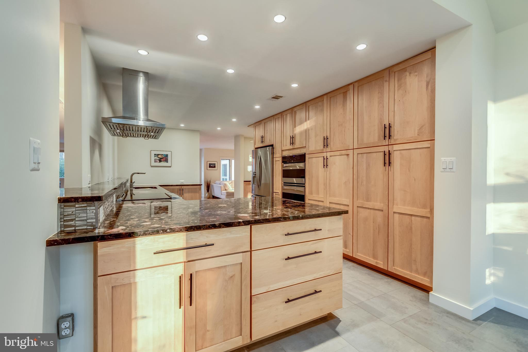 RESTON - Residential