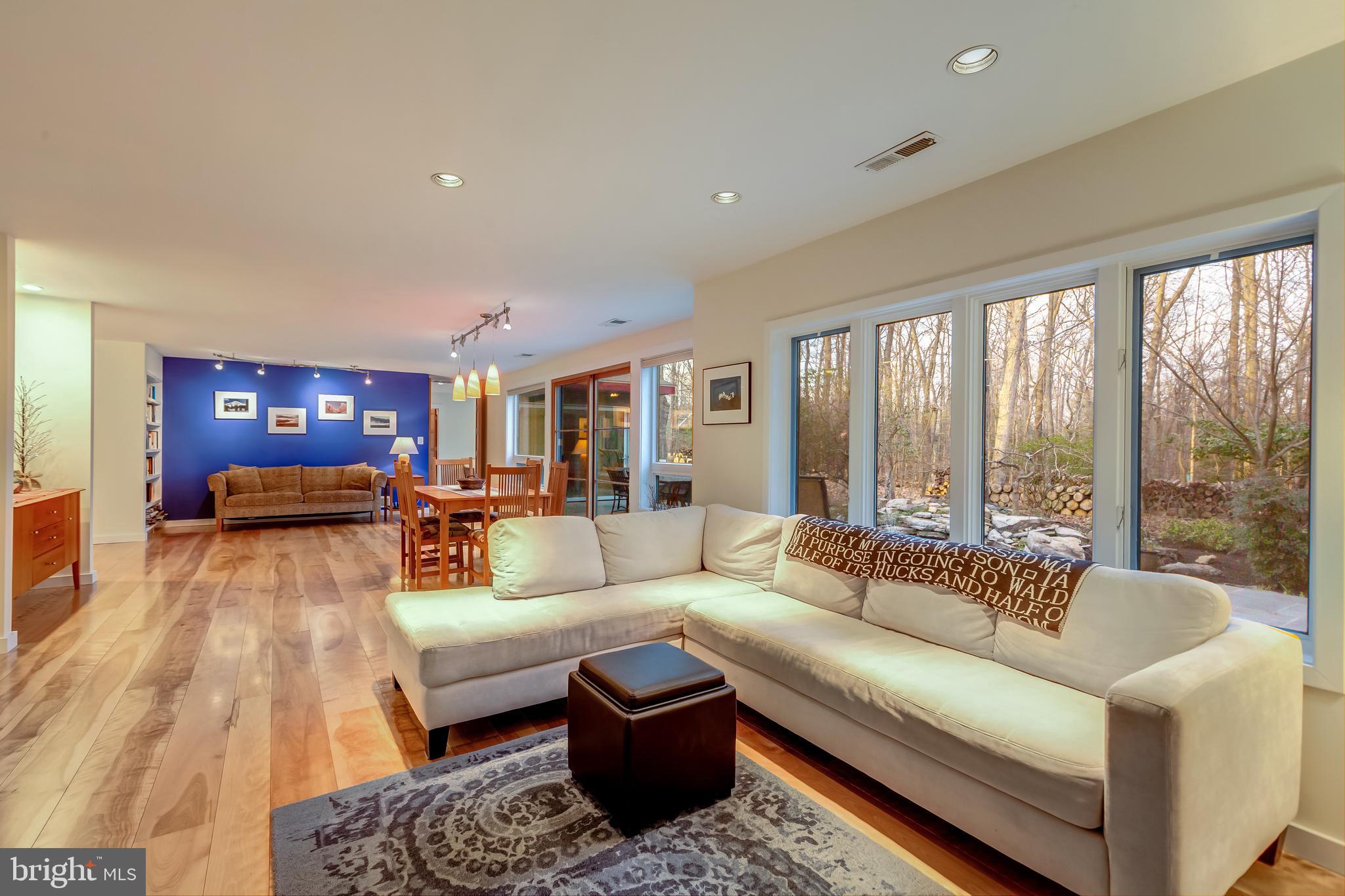 RESTON - Residential