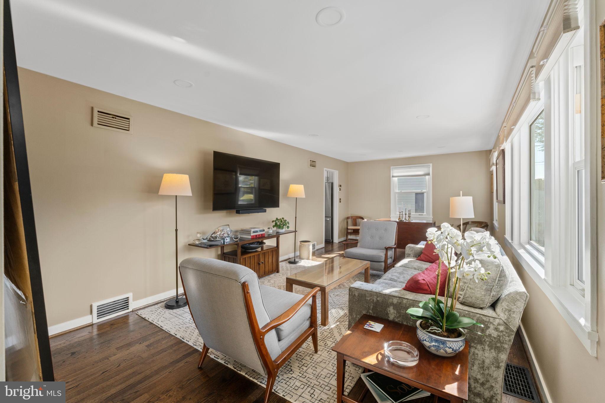 TYLER PARK - Residential