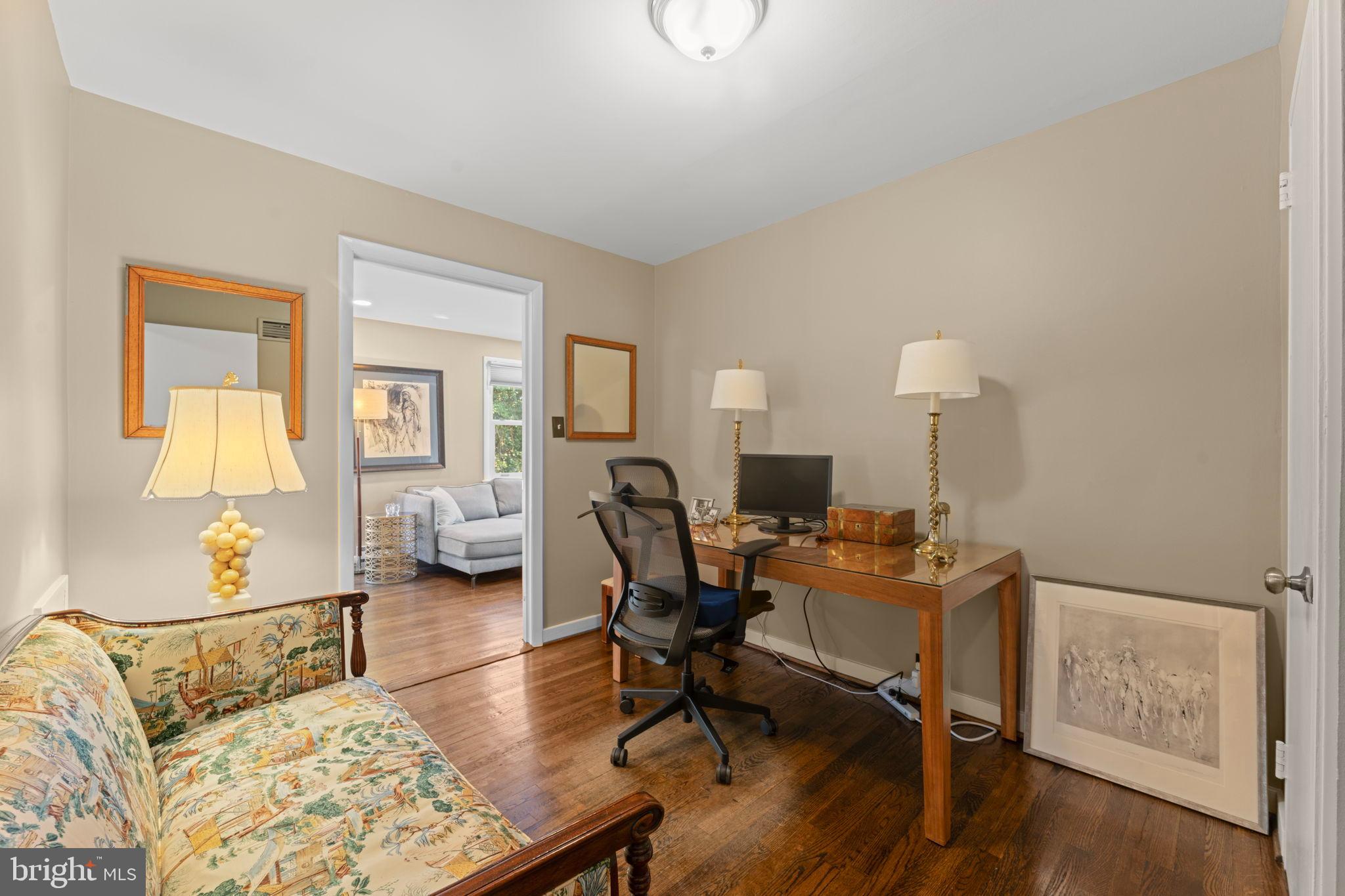 TYLER PARK - Residential