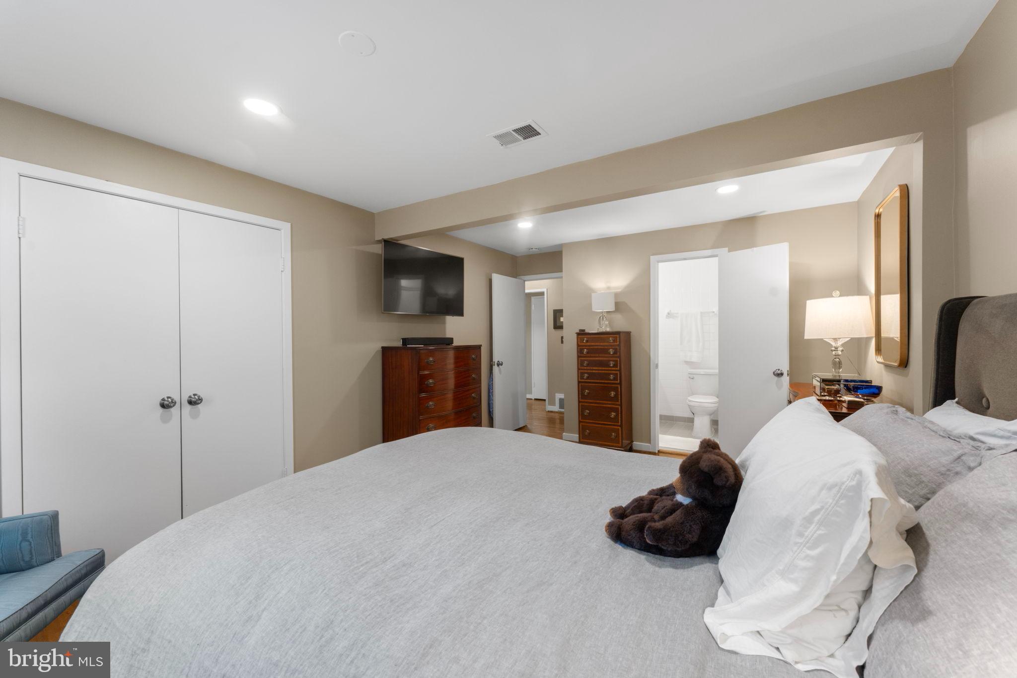 TYLER PARK - Residential