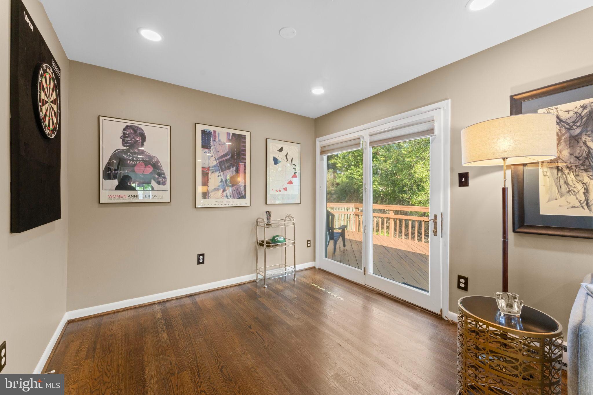 TYLER PARK - Residential