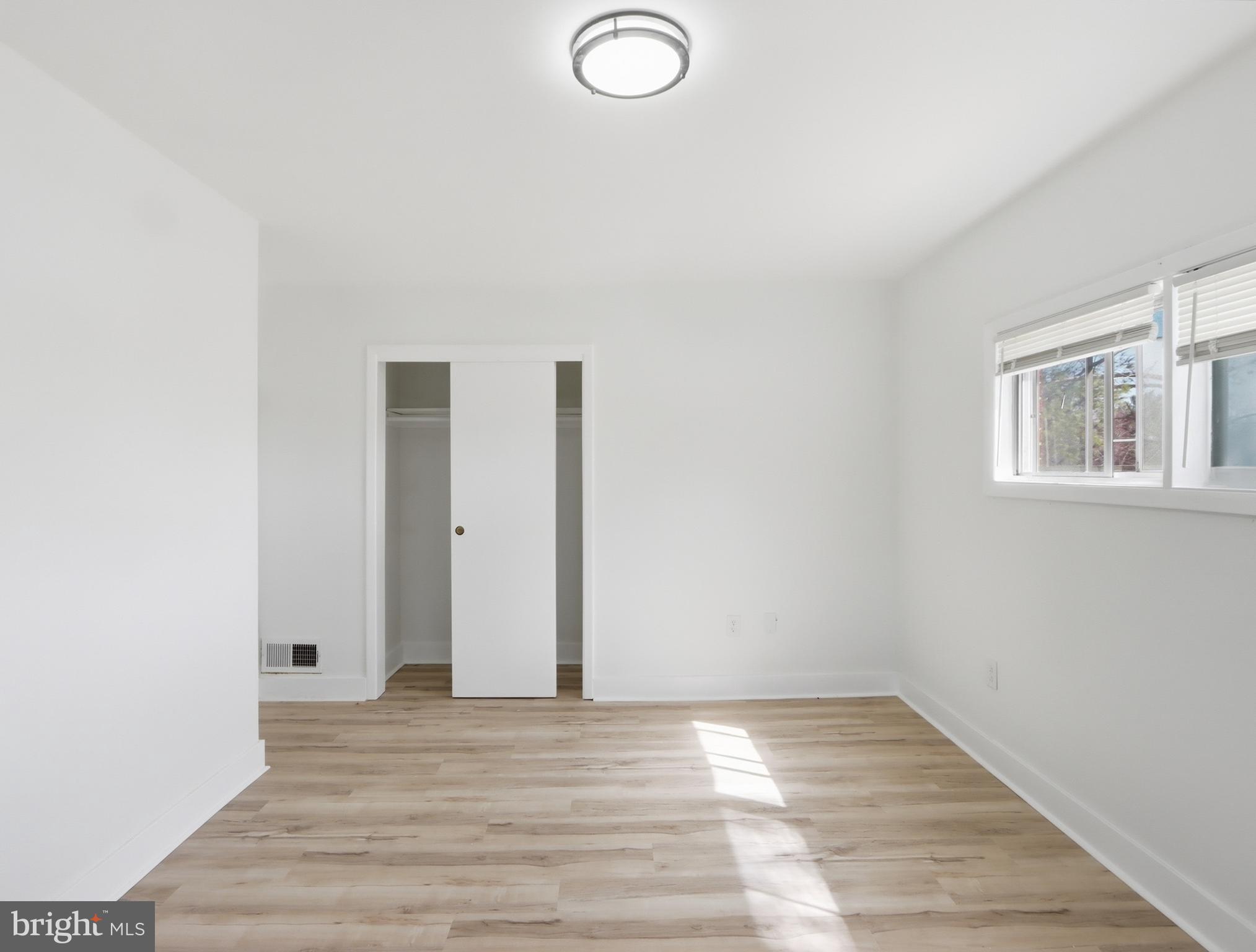 OAKLEIGH - Residential