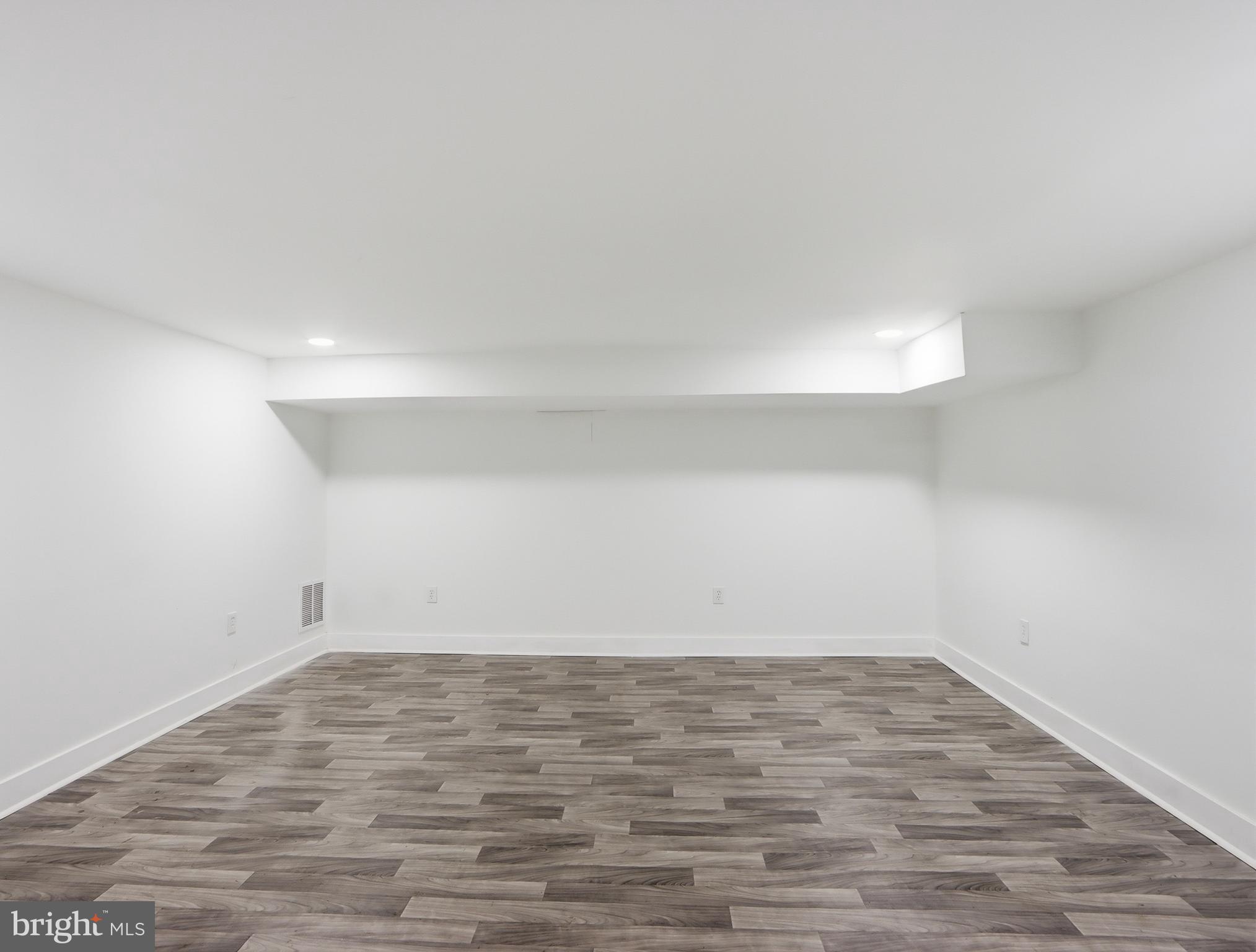 OAKLEIGH - Residential