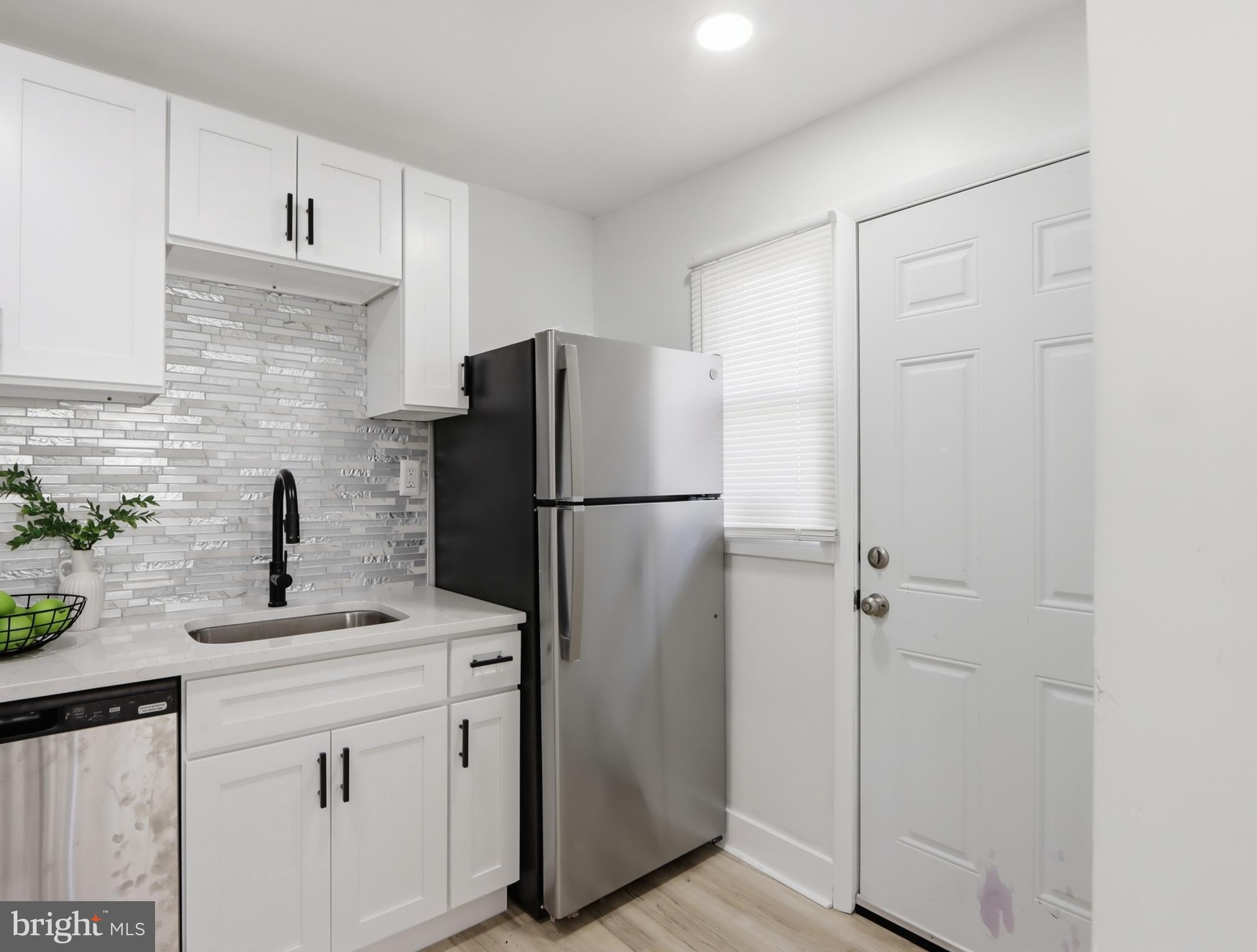 OAKLEIGH - Residential