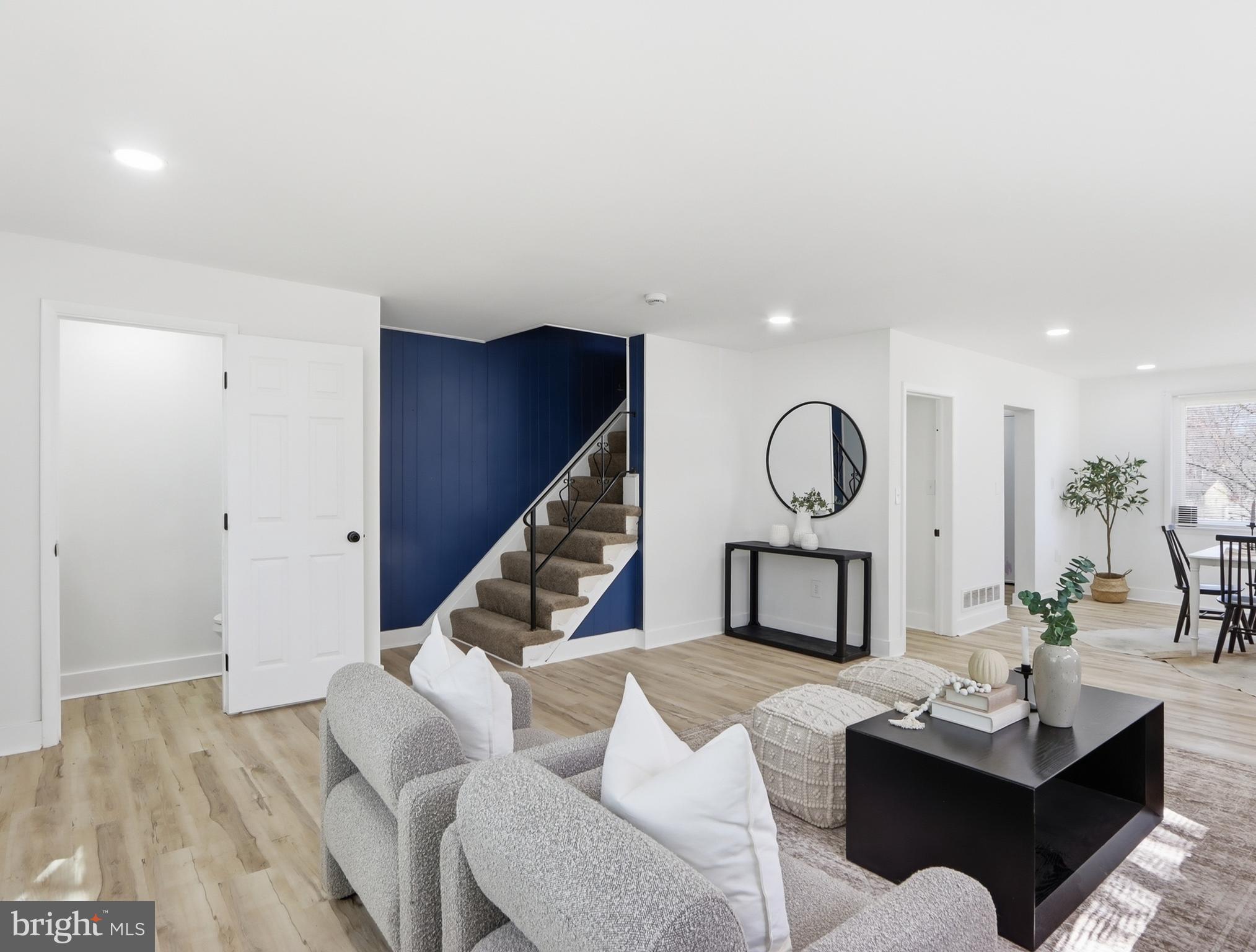 OAKLEIGH - Residential