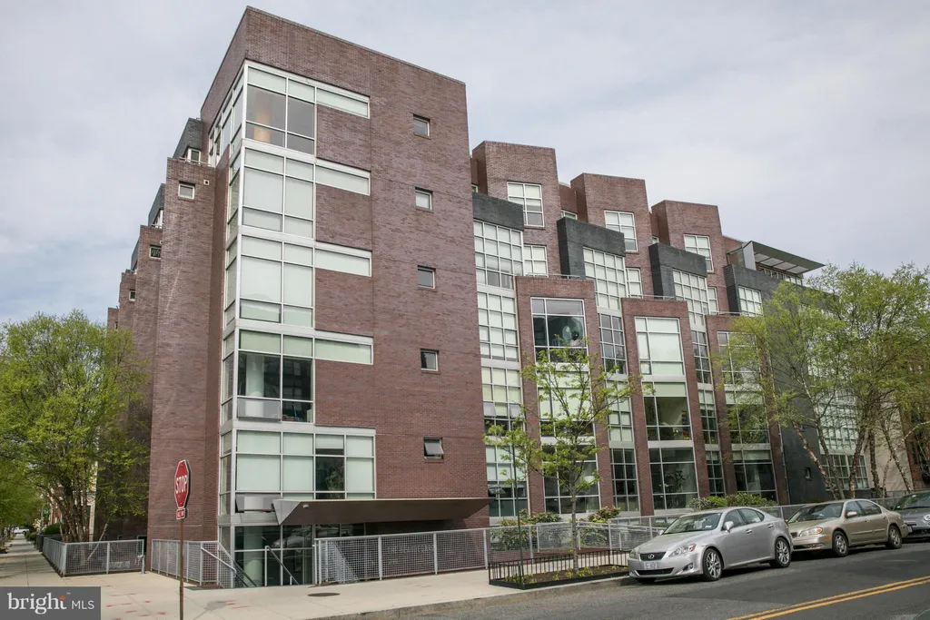 2100 11th Street NW Unit 103, Washington, DC 20001