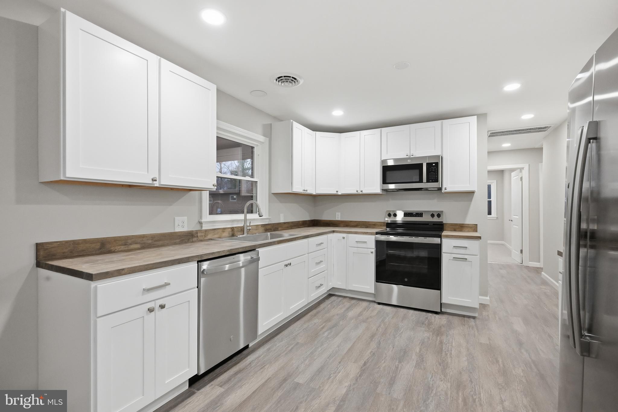 9121 MIDDLEFORD ROAD