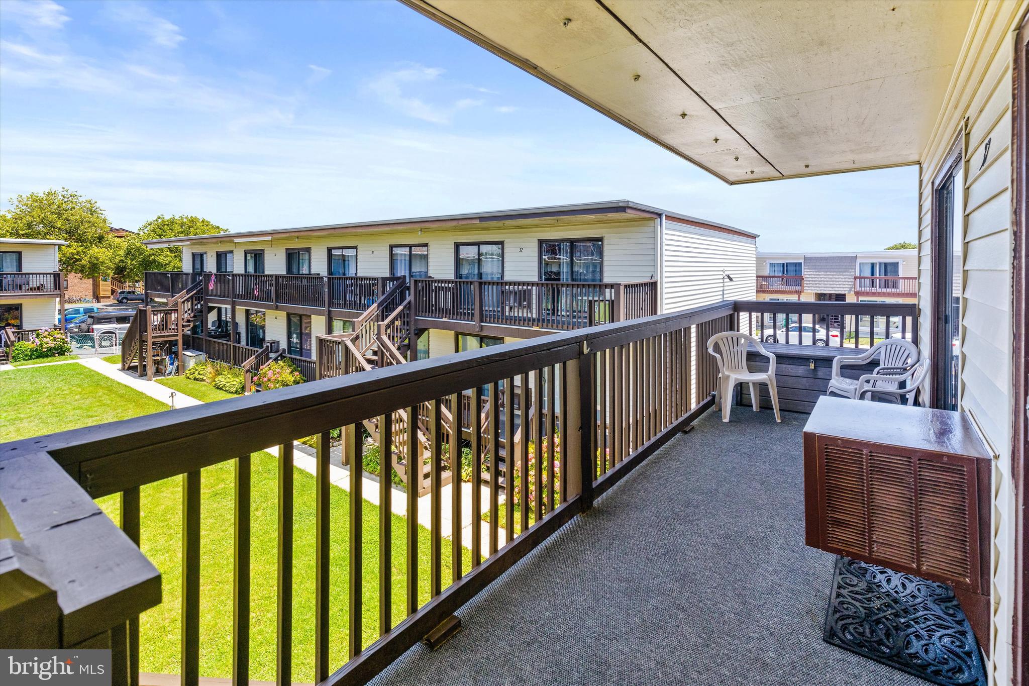 BAYSHORE ESTATES - Residential