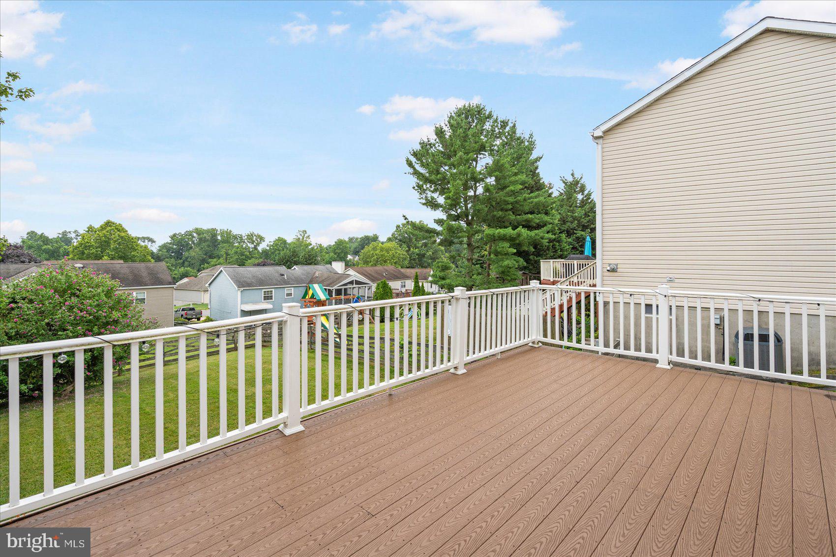 LAUREL VALLEY - Residential