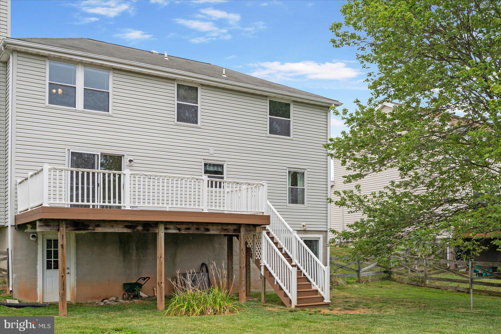 LAUREL VALLEY - Residential