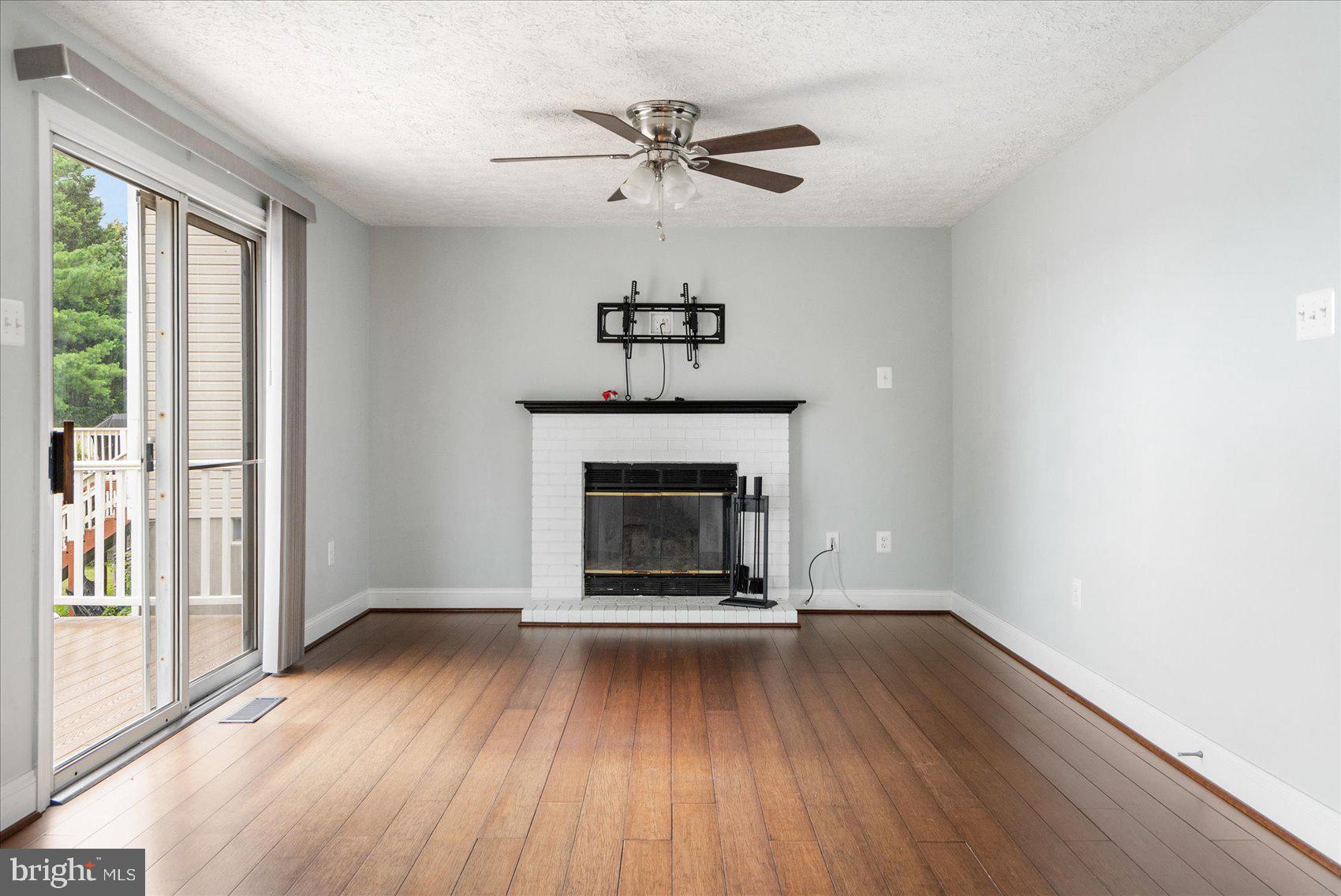 LAUREL VALLEY - Residential