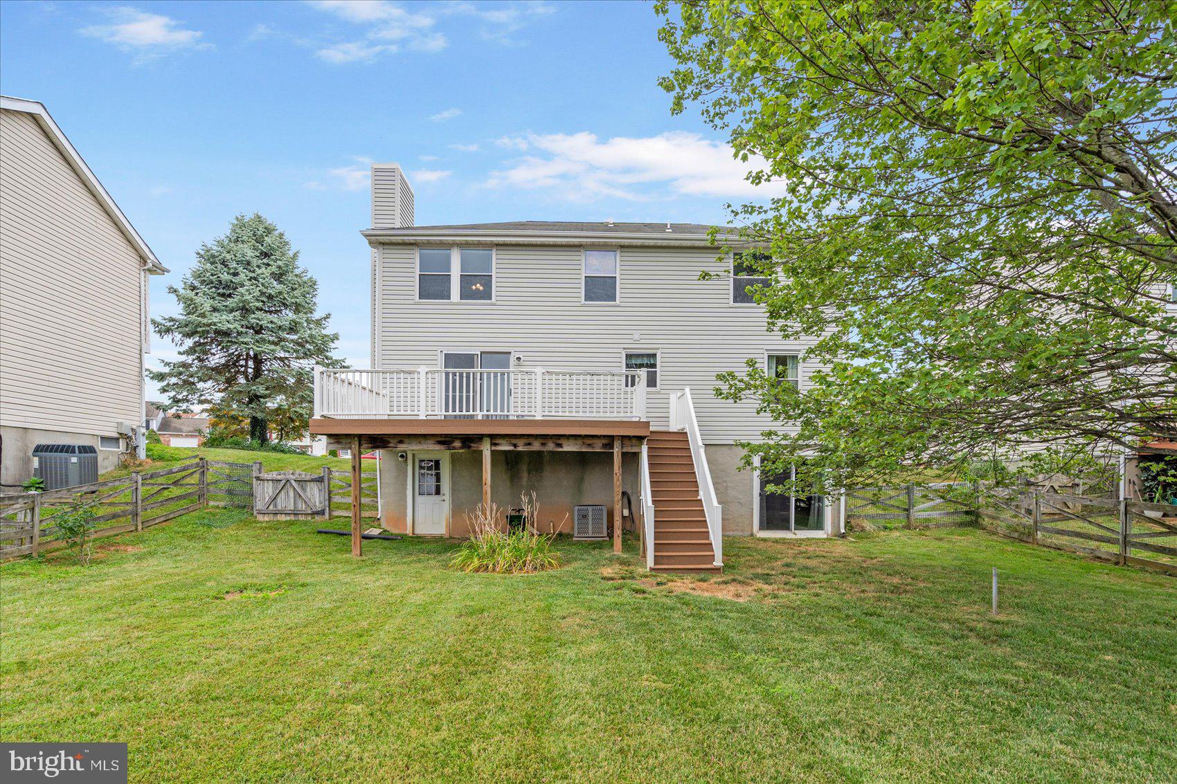 LAUREL VALLEY - Residential