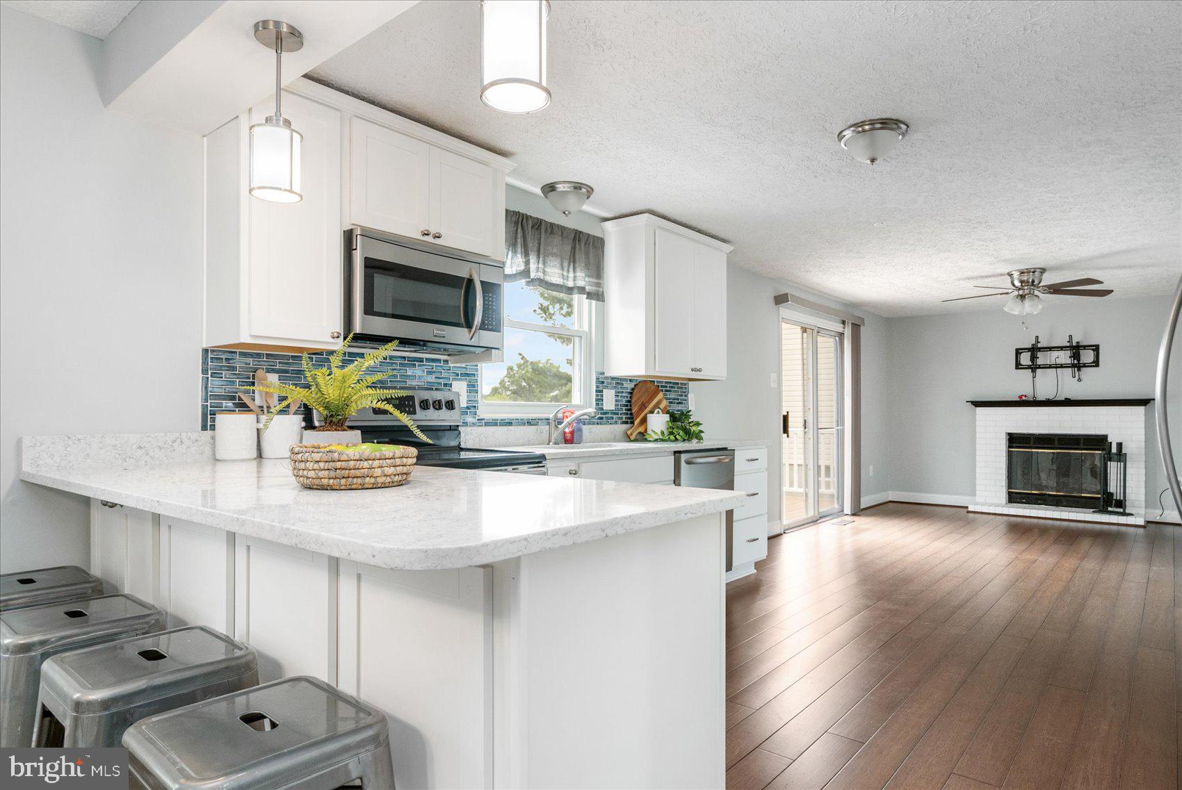 LAUREL VALLEY - Residential