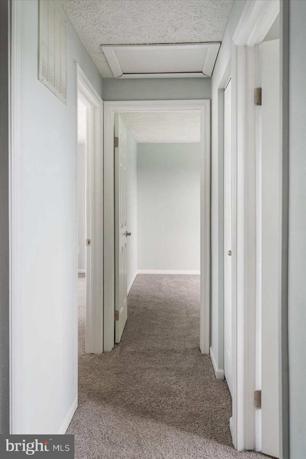 LAUREL VALLEY - Residential