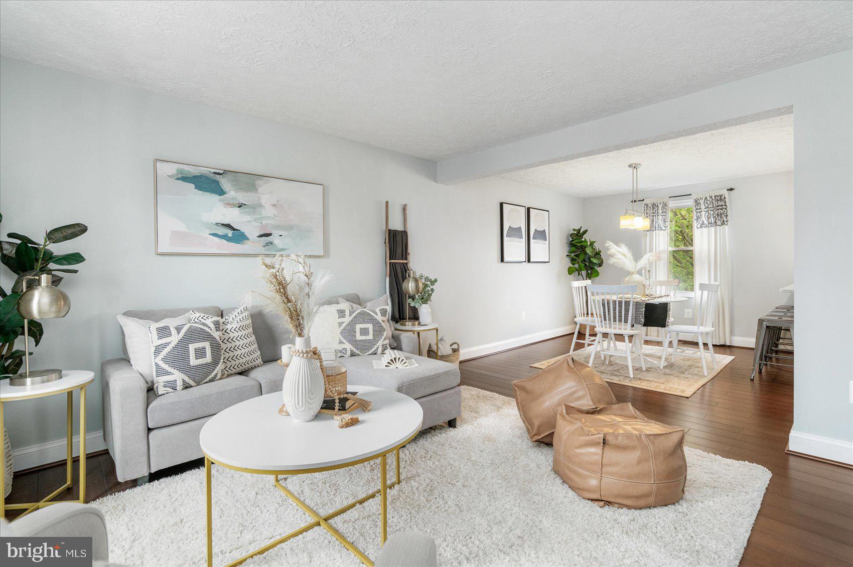 LAUREL VALLEY - Residential