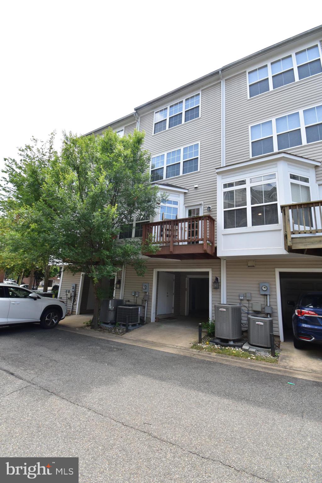 CAMERON STATION - Residential Lease