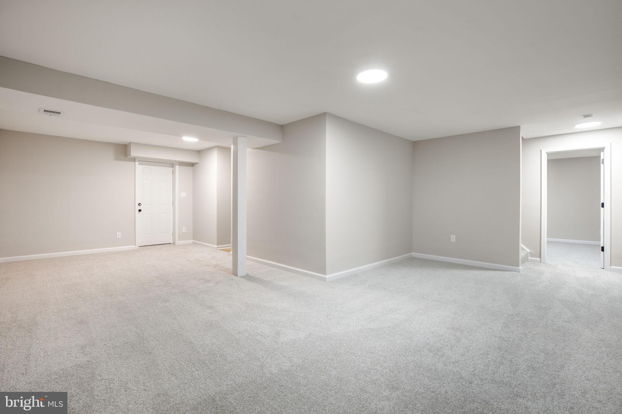 ARAGONA VILLAGE - Residential