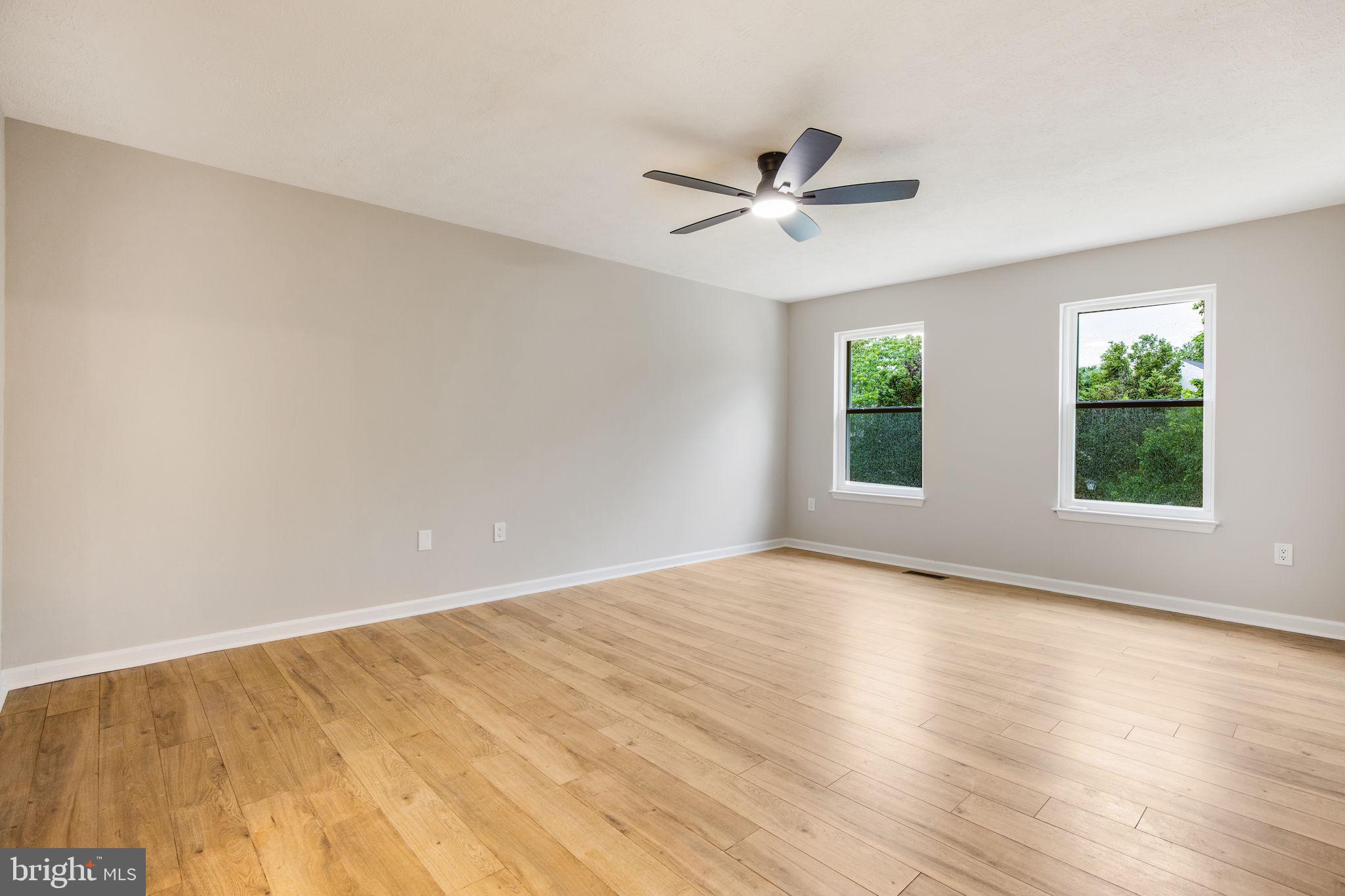 ARAGONA VILLAGE - Residential