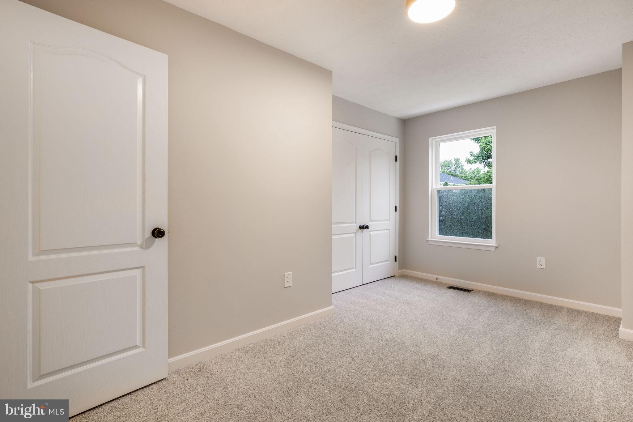 ARAGONA VILLAGE - Residential