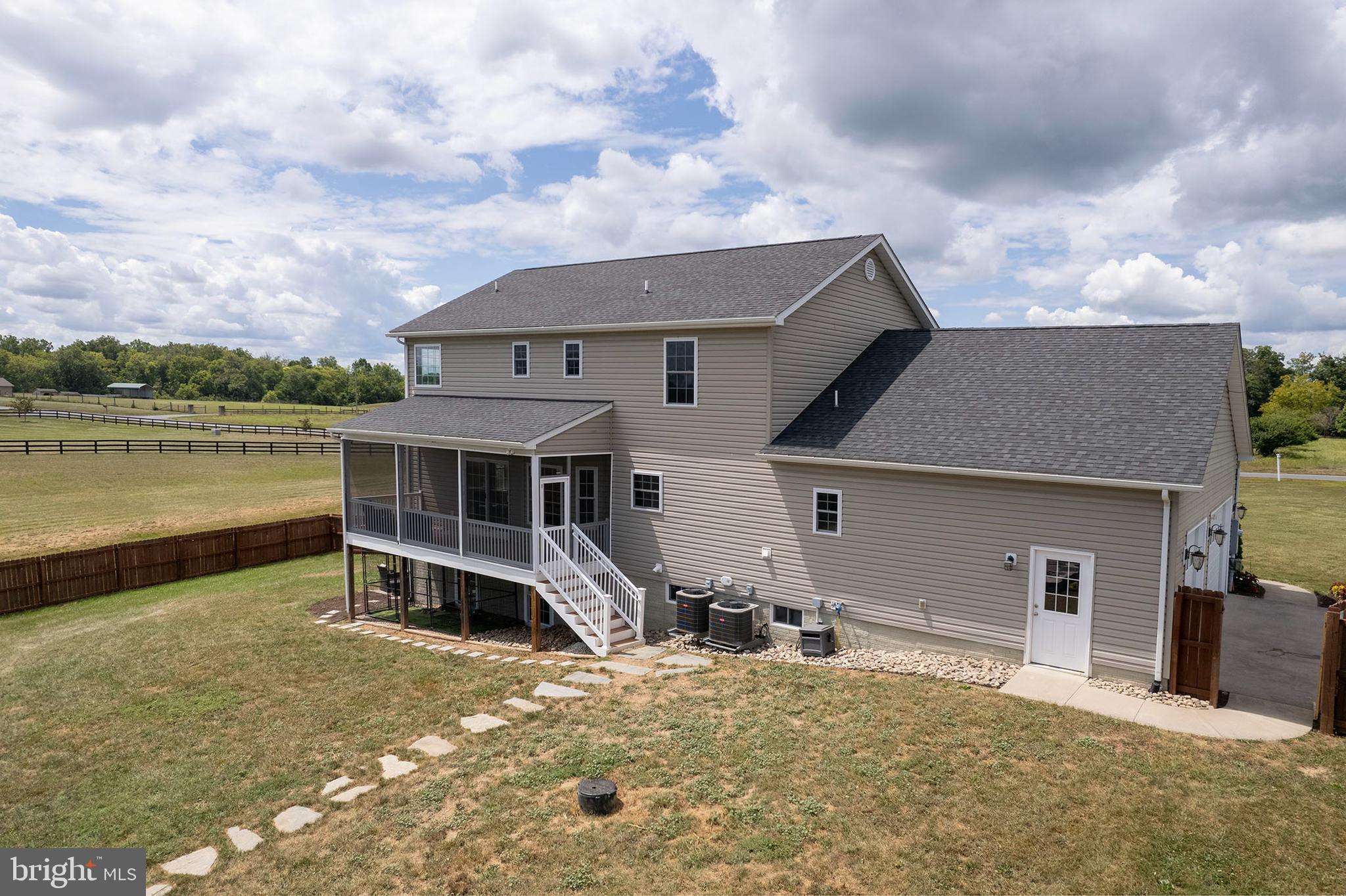 GRACE CHURCH MEADOWS - Residential