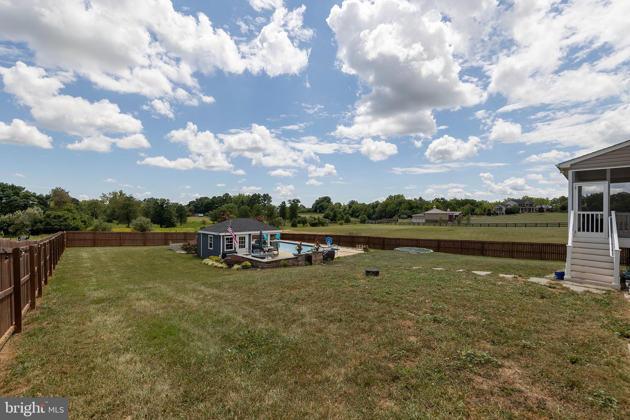 GRACE CHURCH MEADOWS - Residential