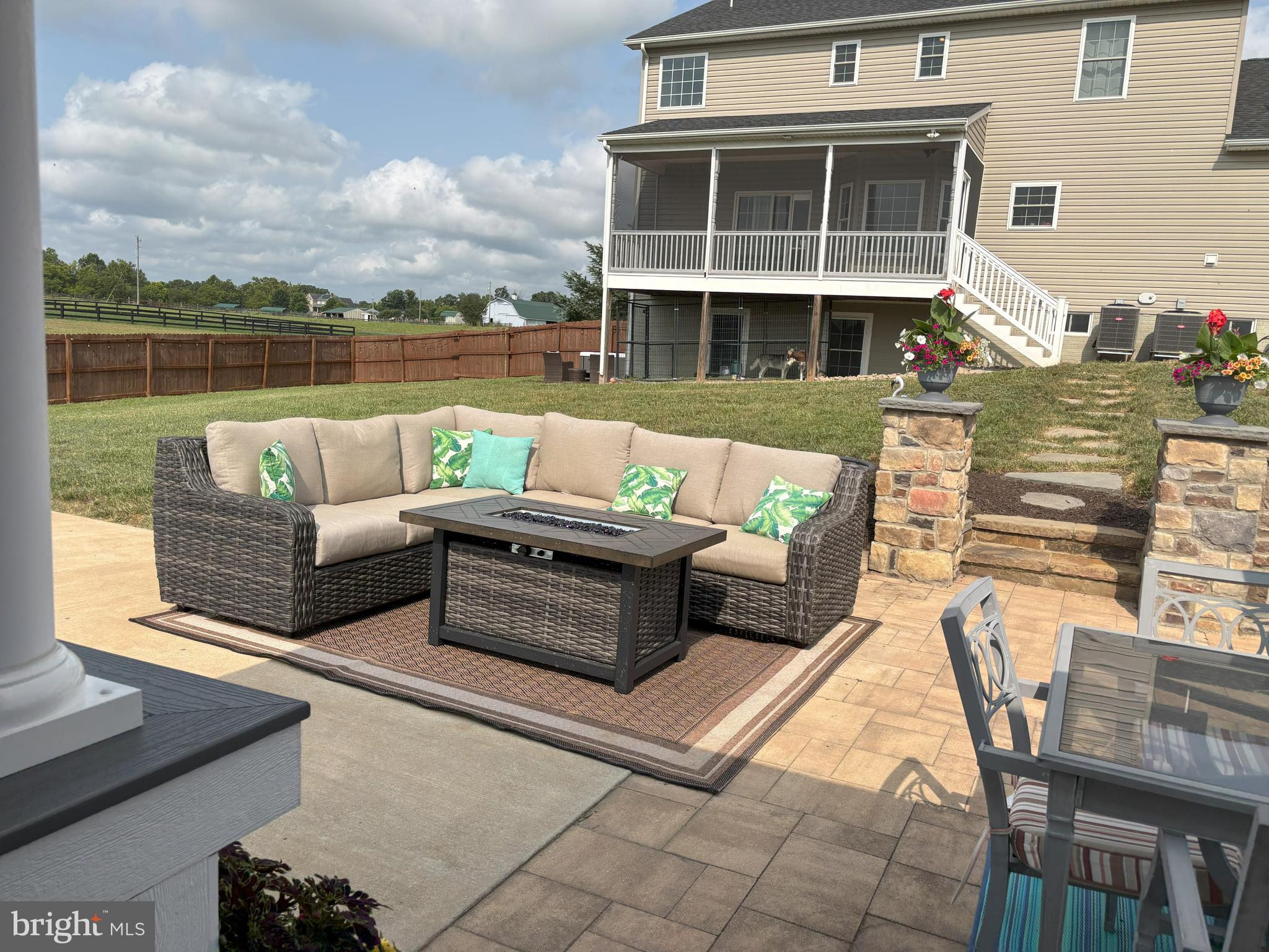 GRACE CHURCH MEADOWS - Residential