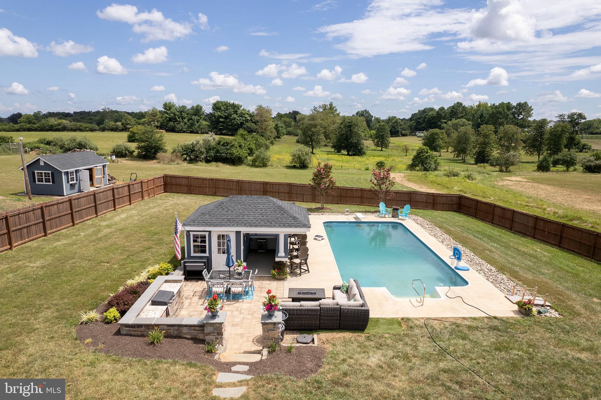 GRACE CHURCH MEADOWS - Residential