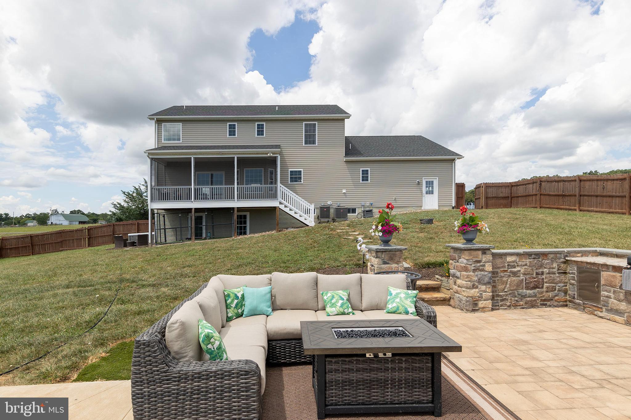 GRACE CHURCH MEADOWS - Residential