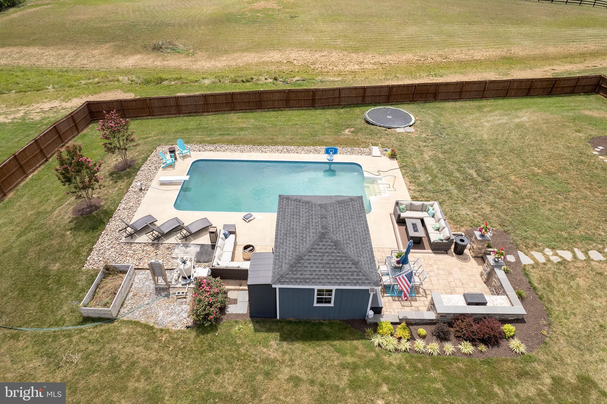 GRACE CHURCH MEADOWS - Residential