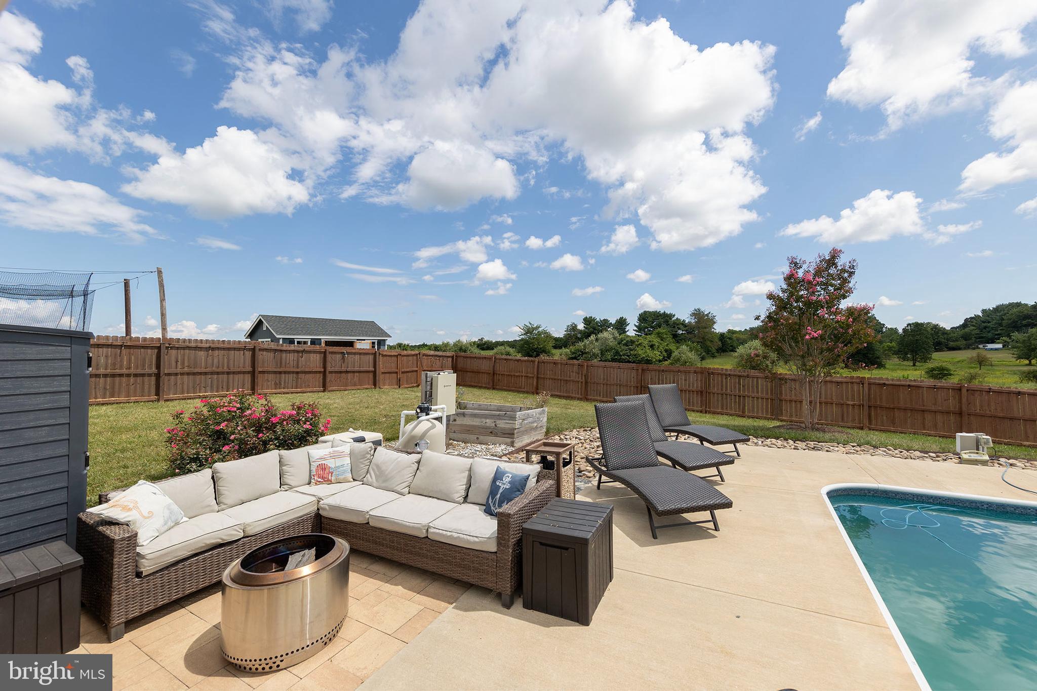 GRACE CHURCH MEADOWS - Residential