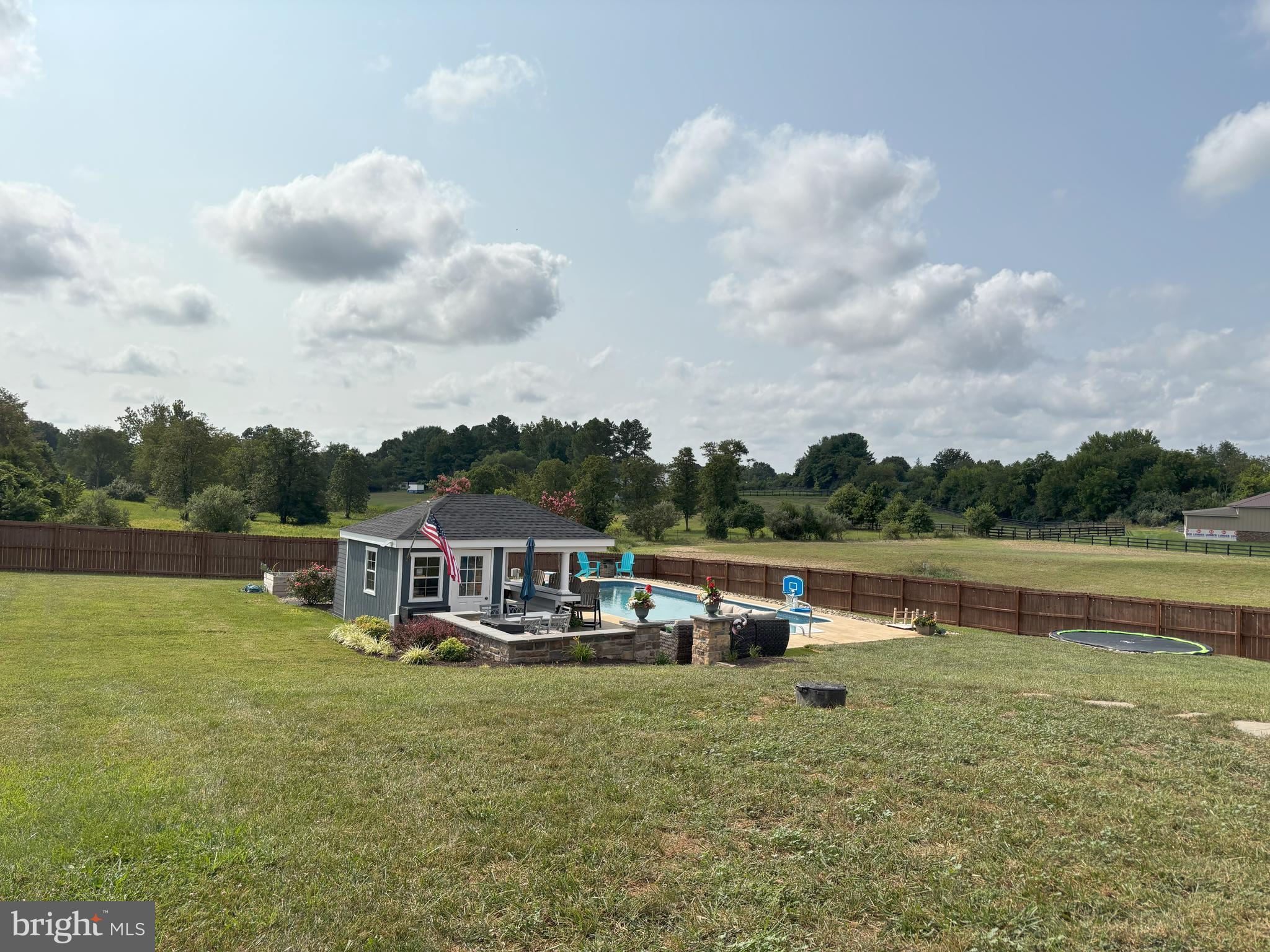 GRACE CHURCH MEADOWS - Residential