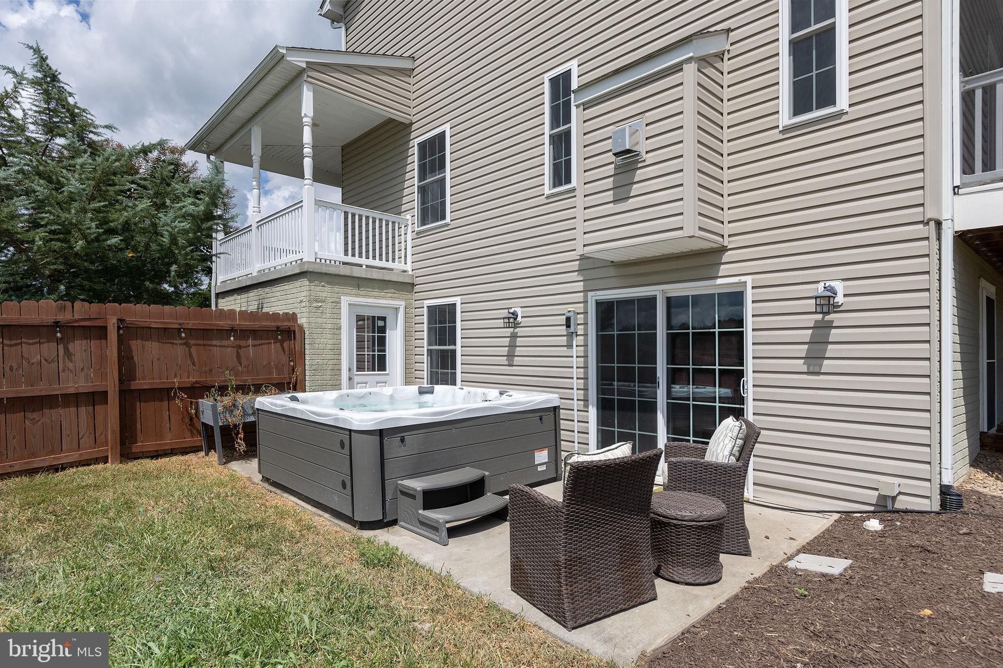 GRACE CHURCH MEADOWS - Residential