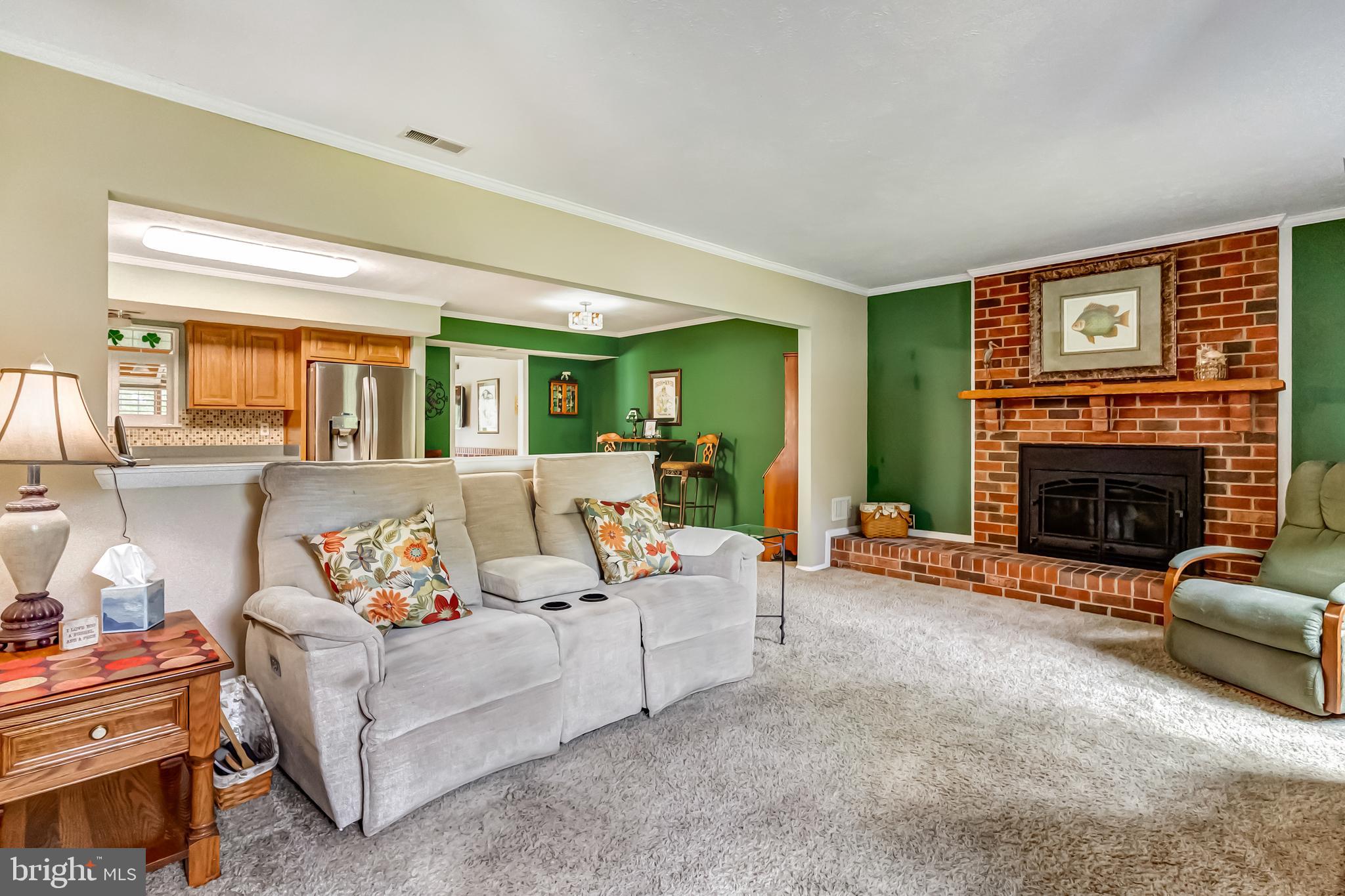 8137 WINDMILL COURT