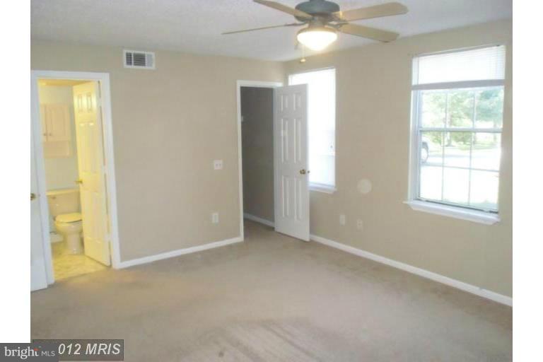 HUNTERS SQUARE - Residential Lease