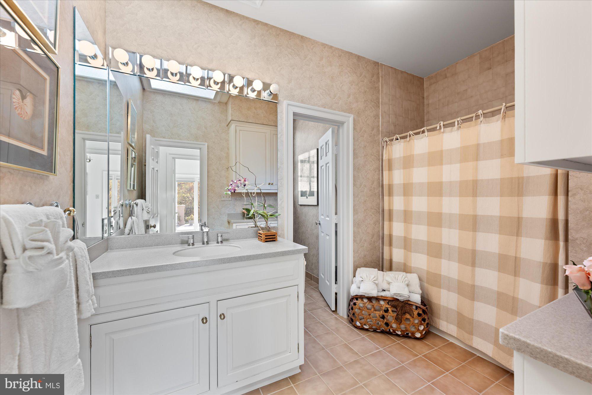 AVENEL - Residential