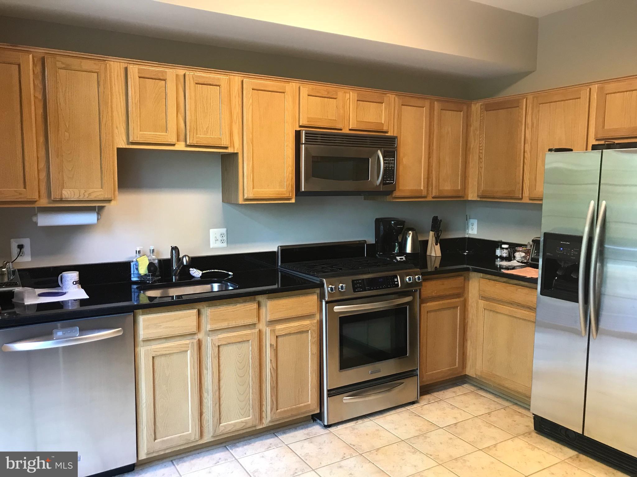 SUTTON RIDGE - Residential Lease