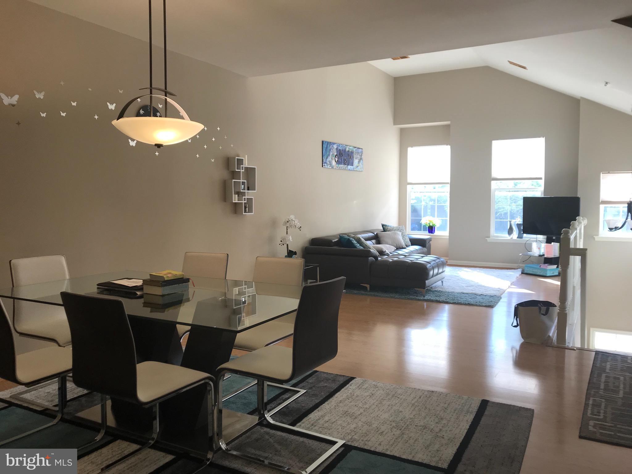 SUTTON RIDGE - Residential Lease