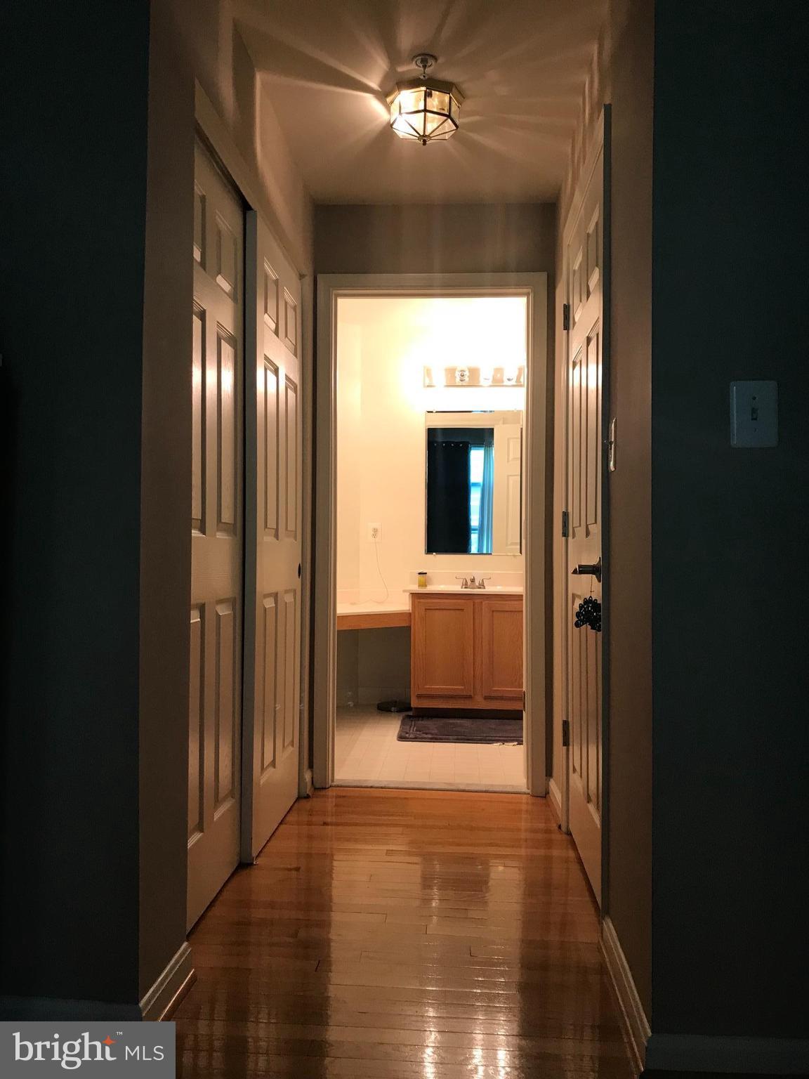 SUTTON RIDGE - Residential Lease