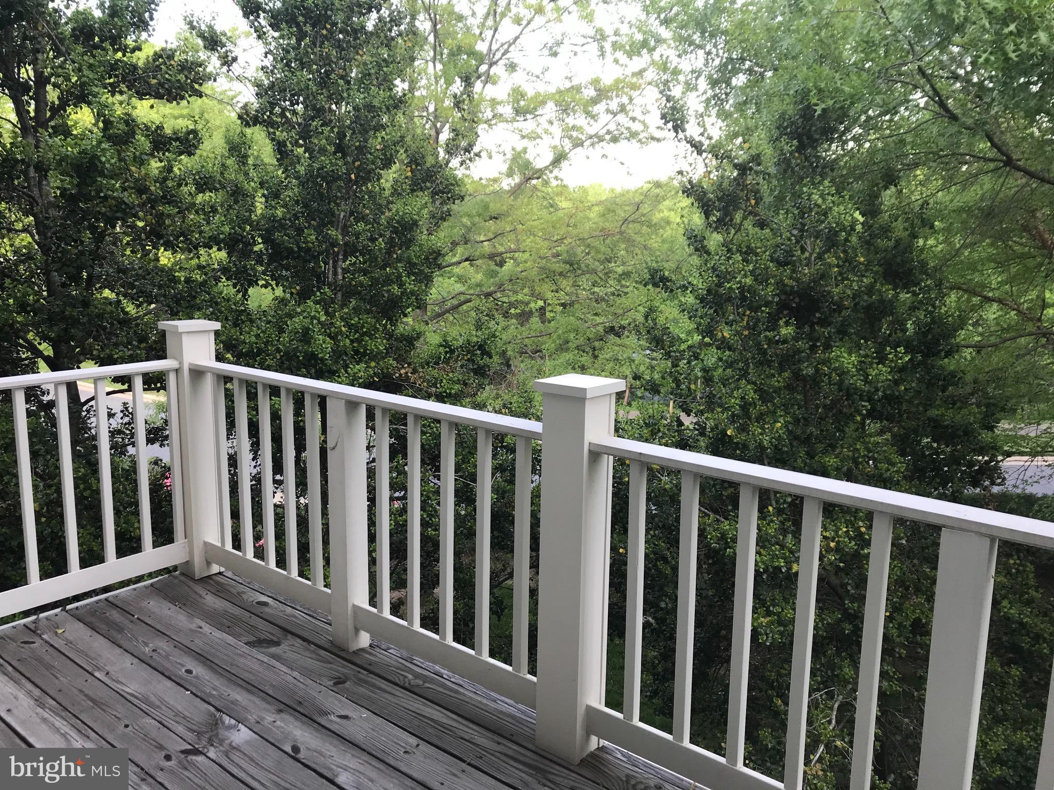 SUTTON RIDGE - Residential Lease