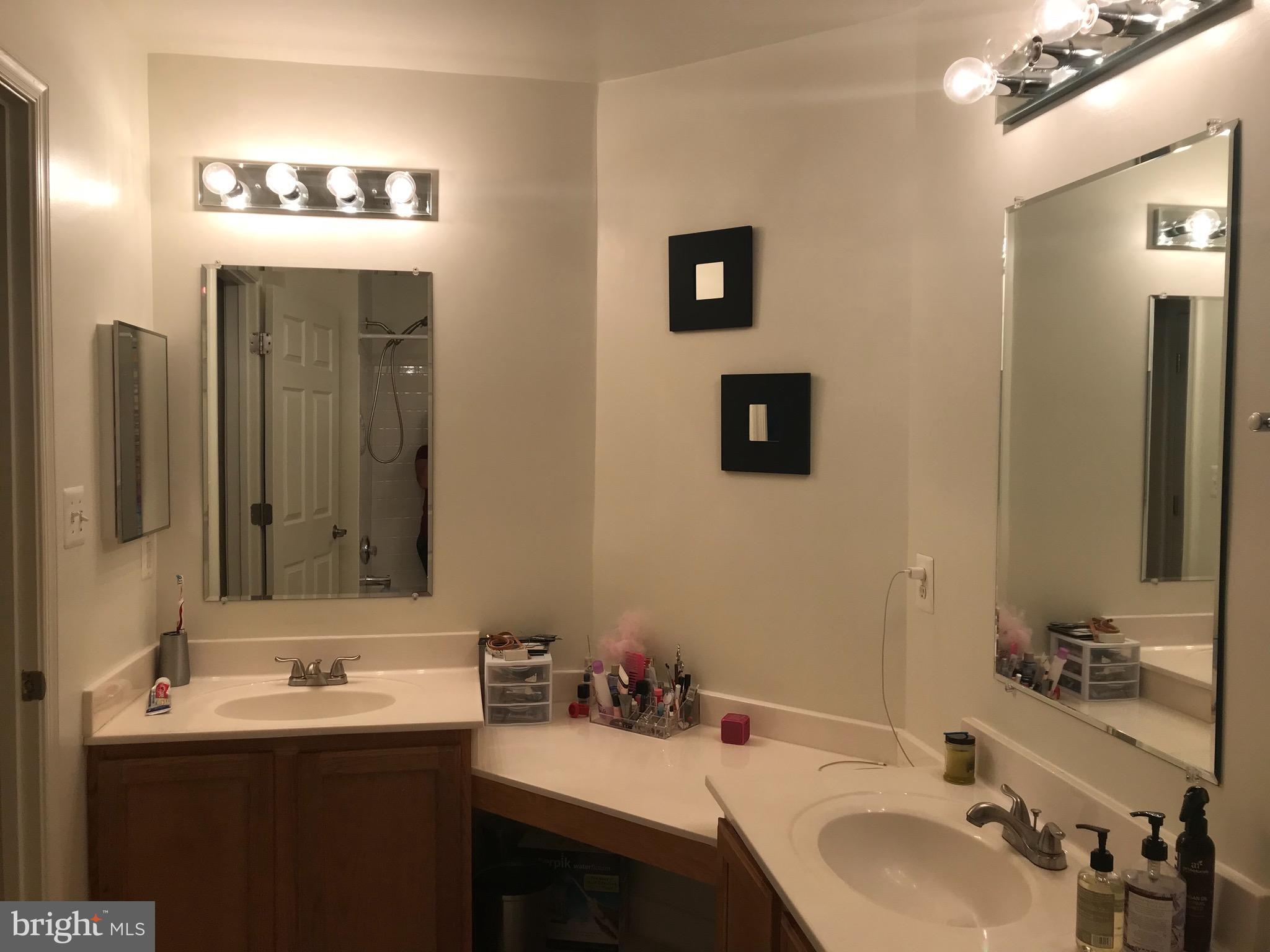 SUTTON RIDGE - Residential Lease