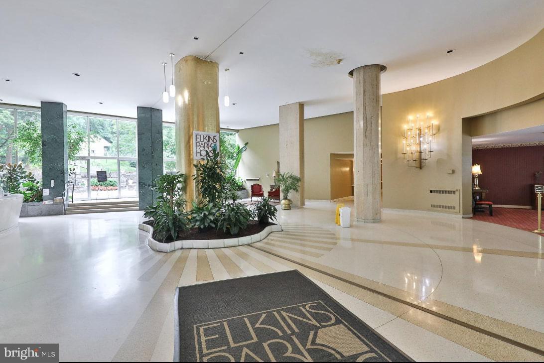 ELKINS PARK HOUSE - Residential