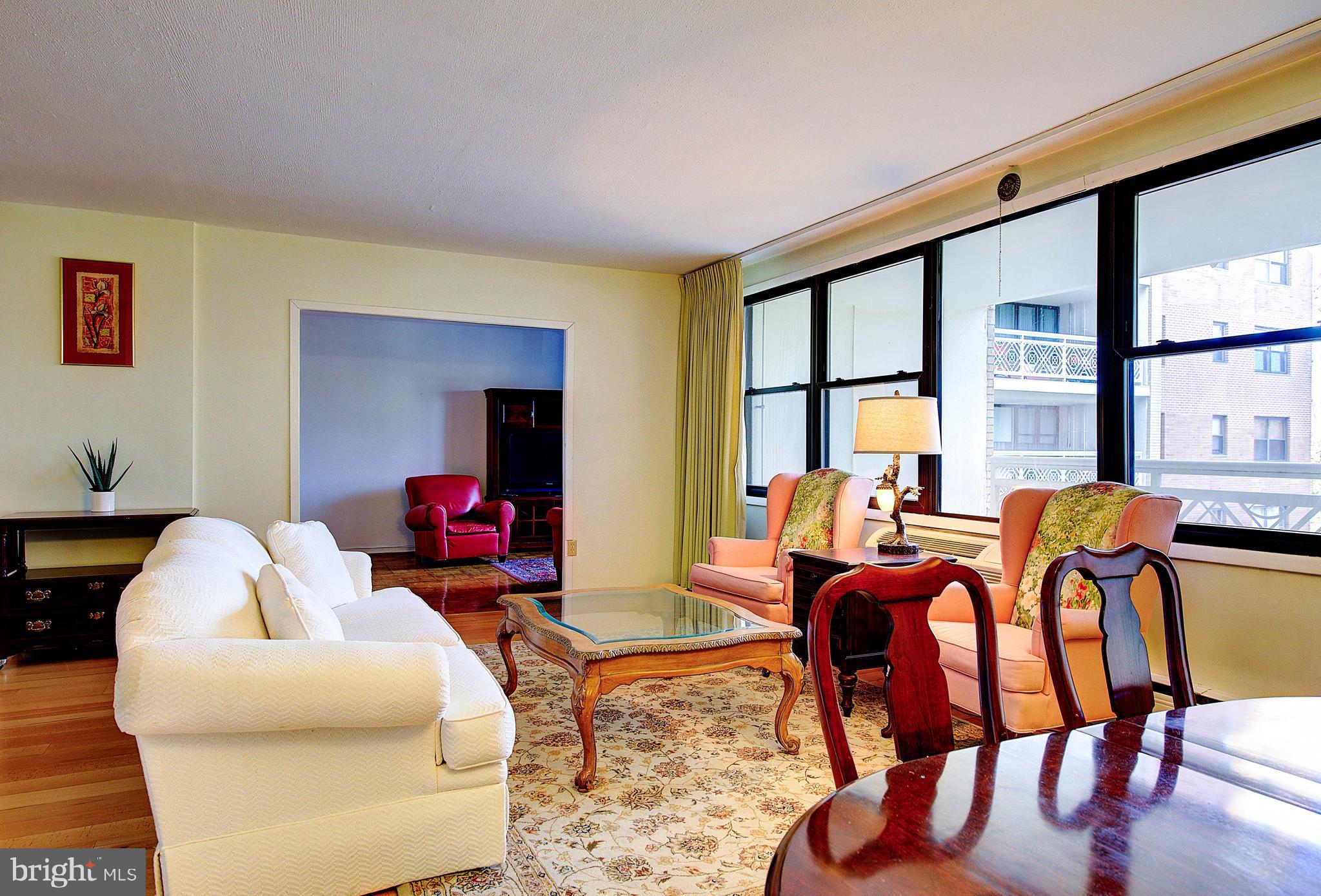 ELKINS PARK HOUSE - Residential