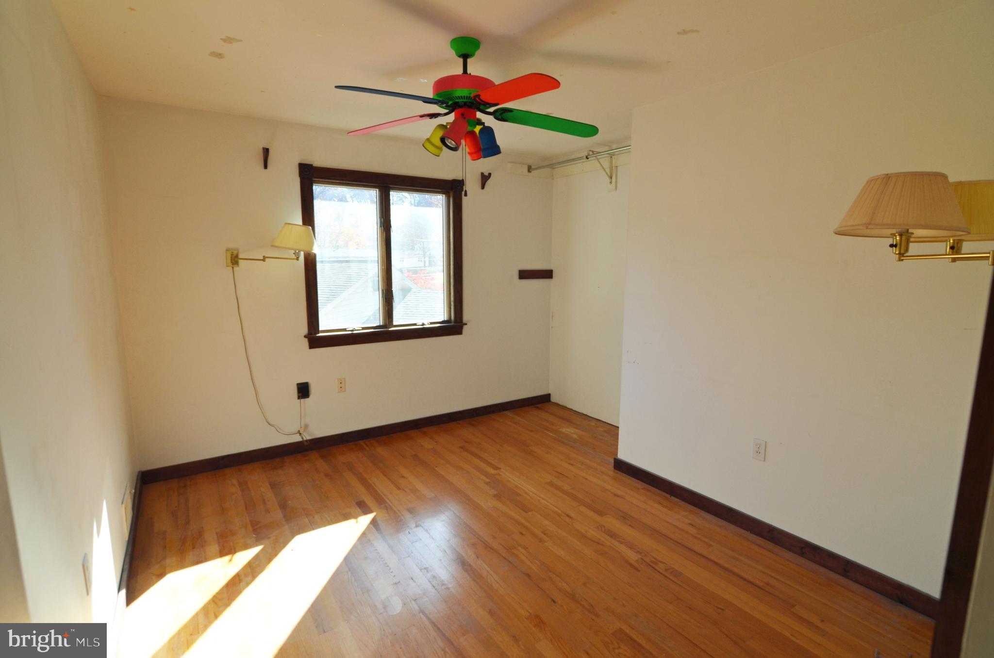 CANTERBURY WOODS - Residential