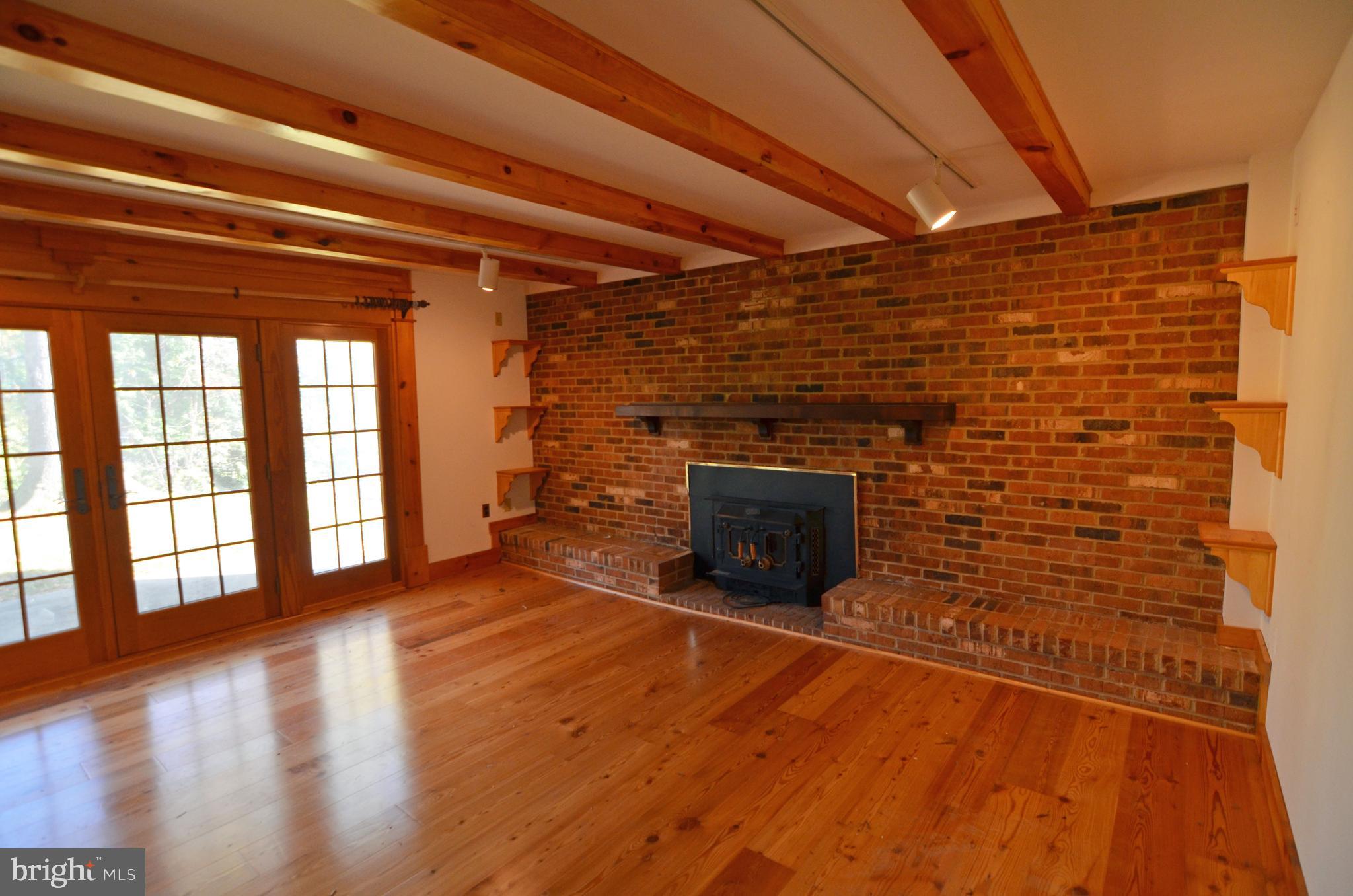 CANTERBURY WOODS - Residential