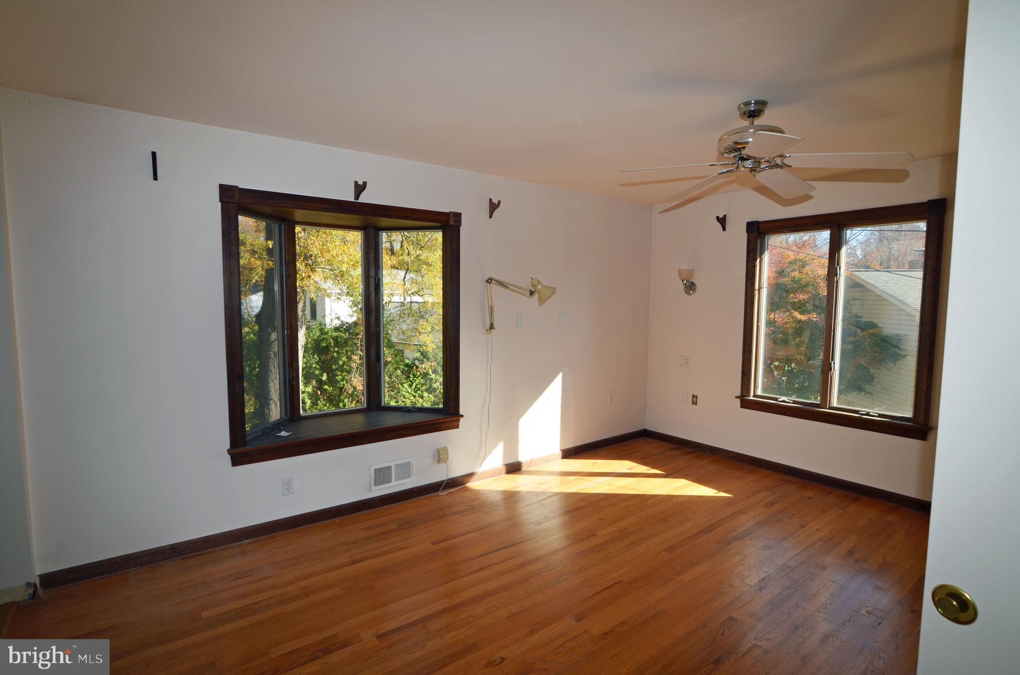 CANTERBURY WOODS - Residential